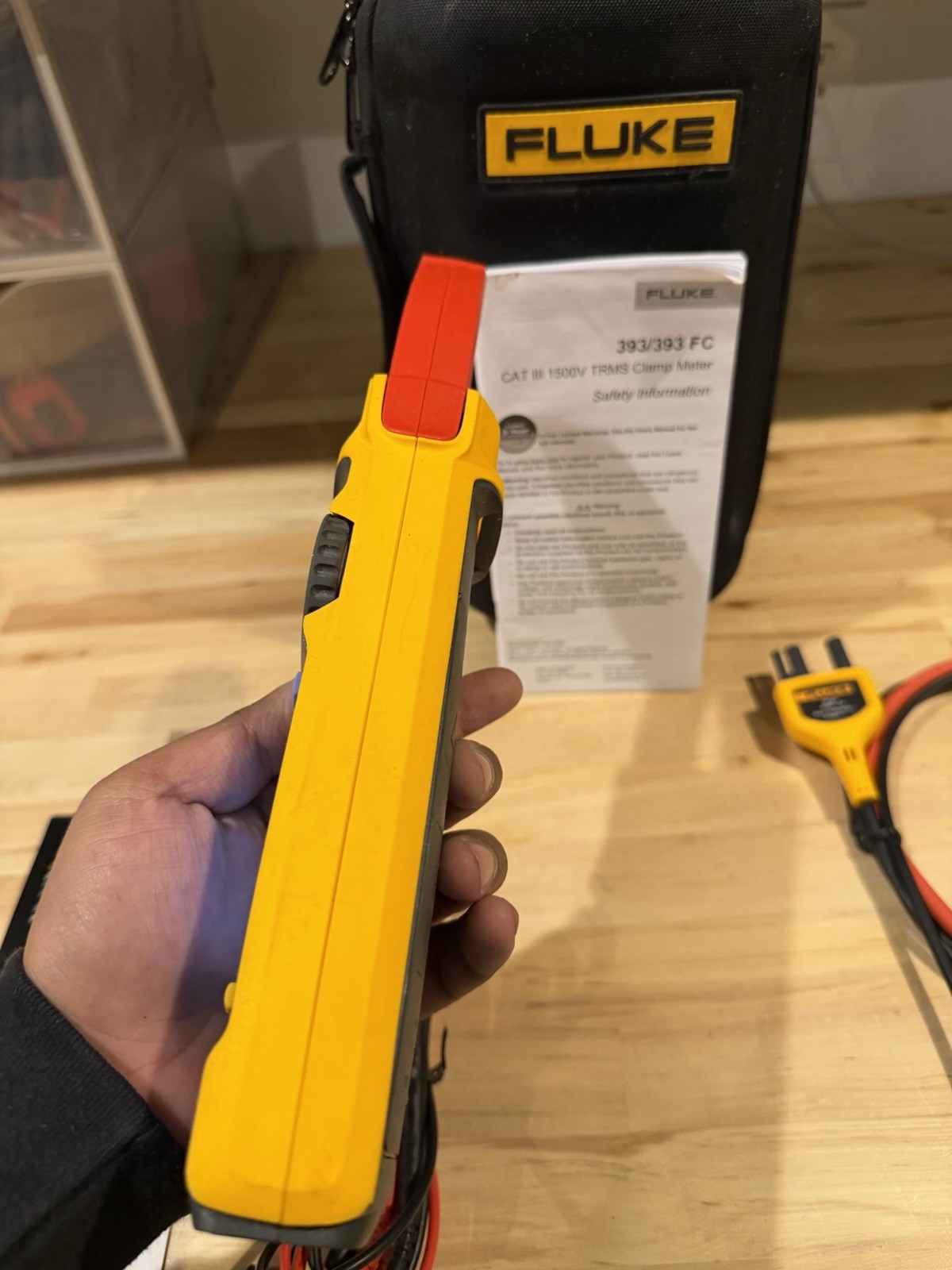 FLUKE 393 FC CAT III 1500V TRMS CLAMP METER W/ IFLEX PROBE & LEADS (TESTED)