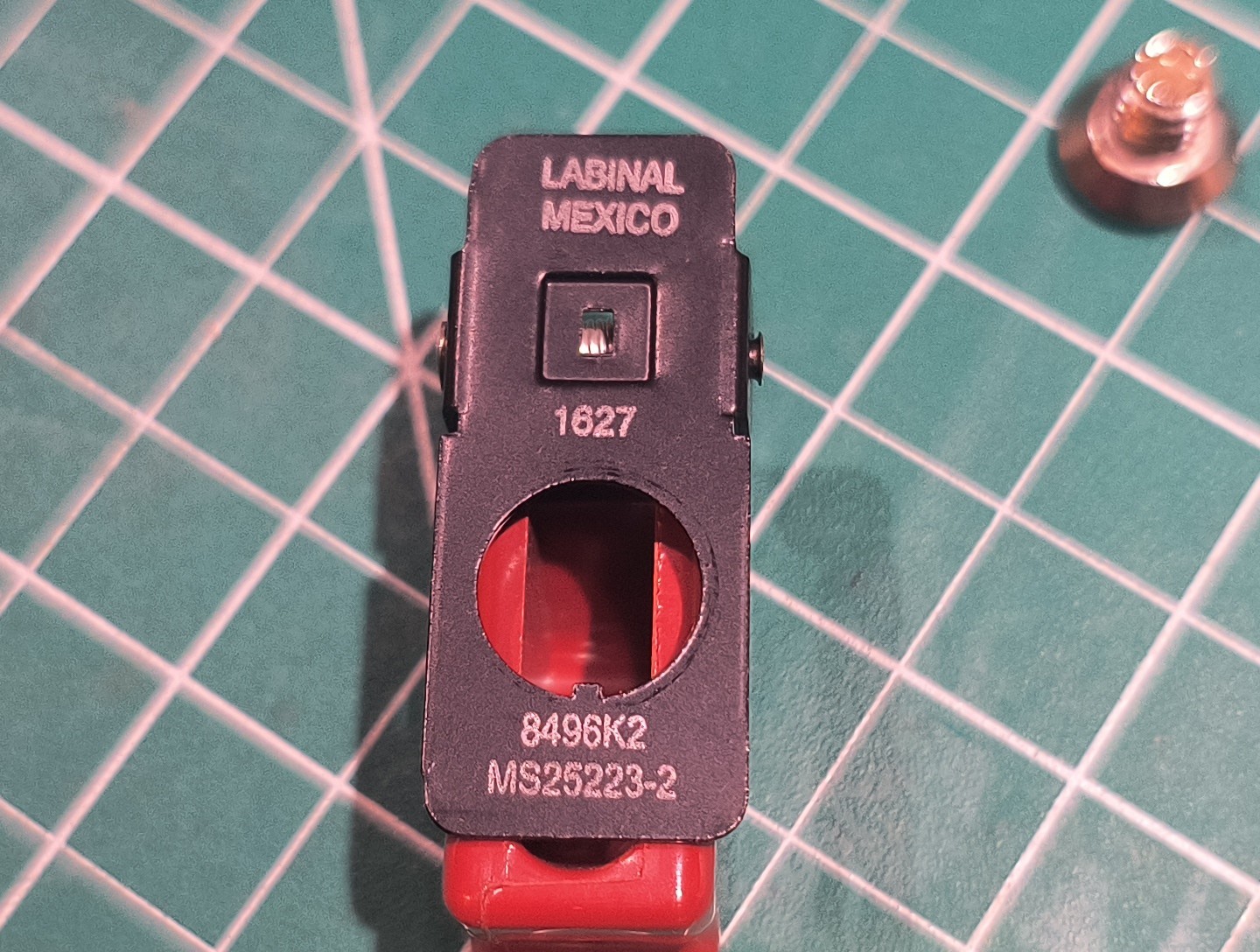 SAFRAN LABINAL 8496K2 MS25223-2 3 Pos Center Return Toggle Switch Guard MIL SPEC
