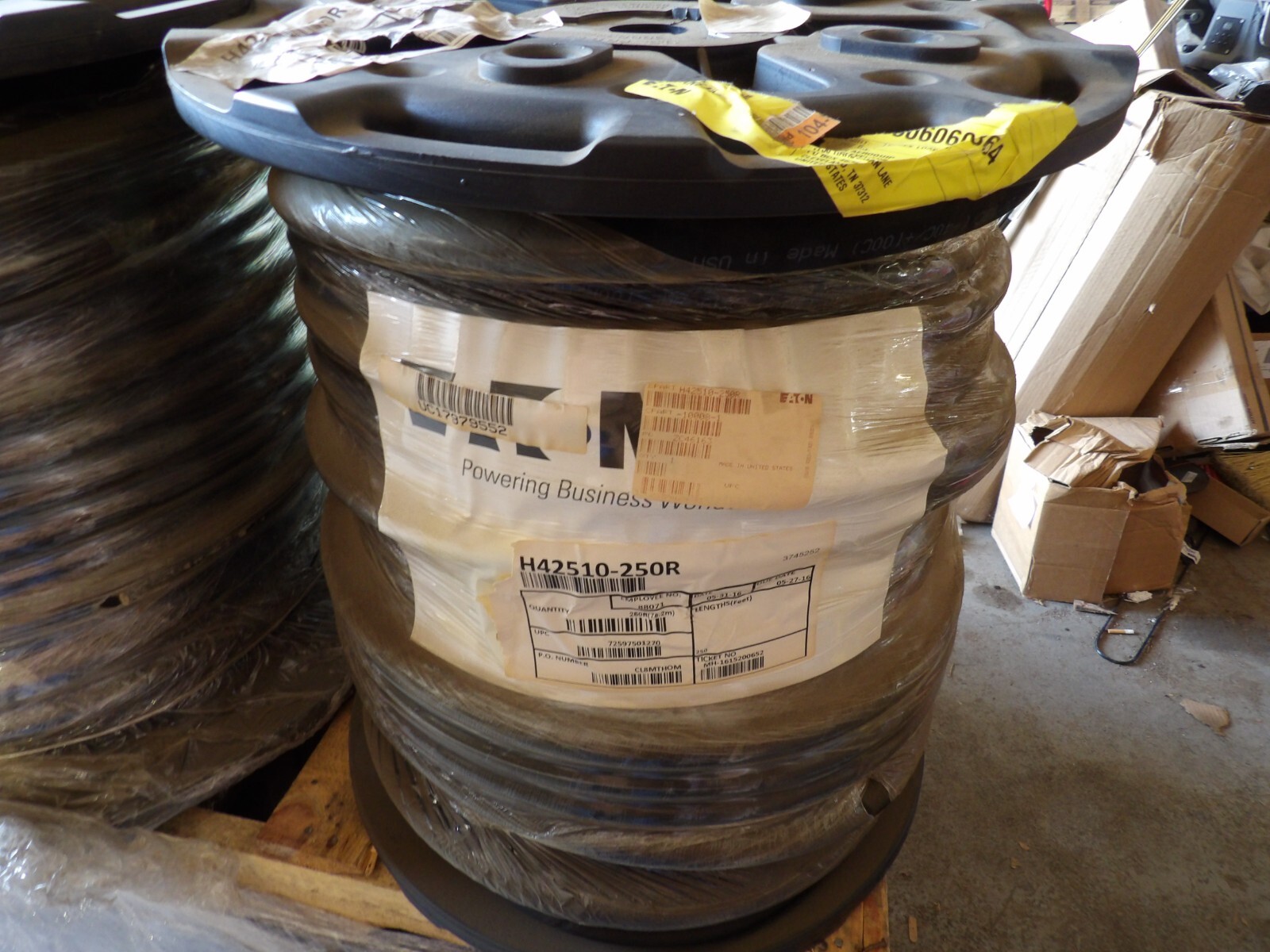 Eaton H42510-250R Hydraulic Hose – 0.63 in ID, 1.00 in OD, 2750 psi (K)