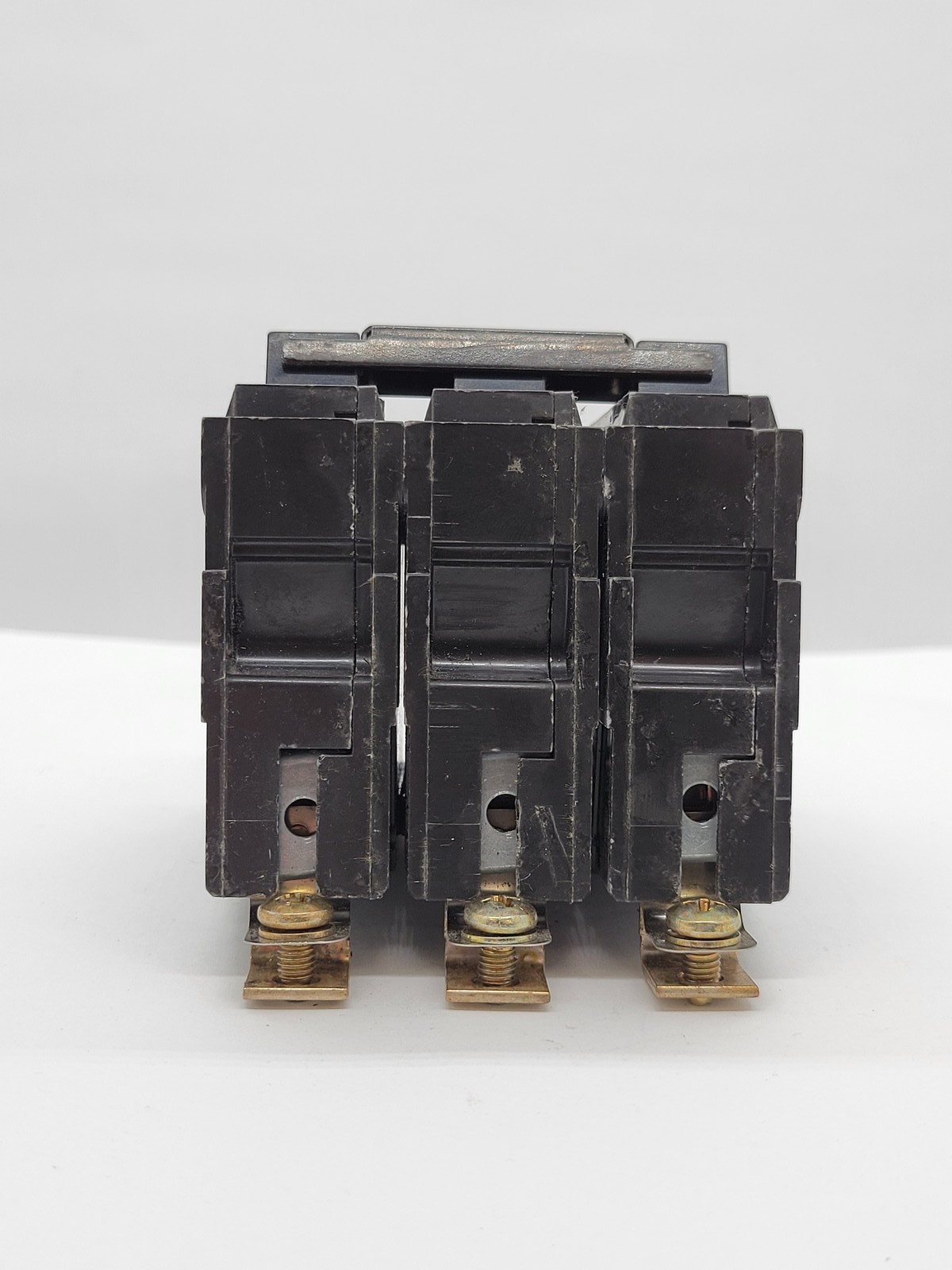 General Electric THQB32060 Bolt-On Circuit Breaker 60A 3P 240V THQB