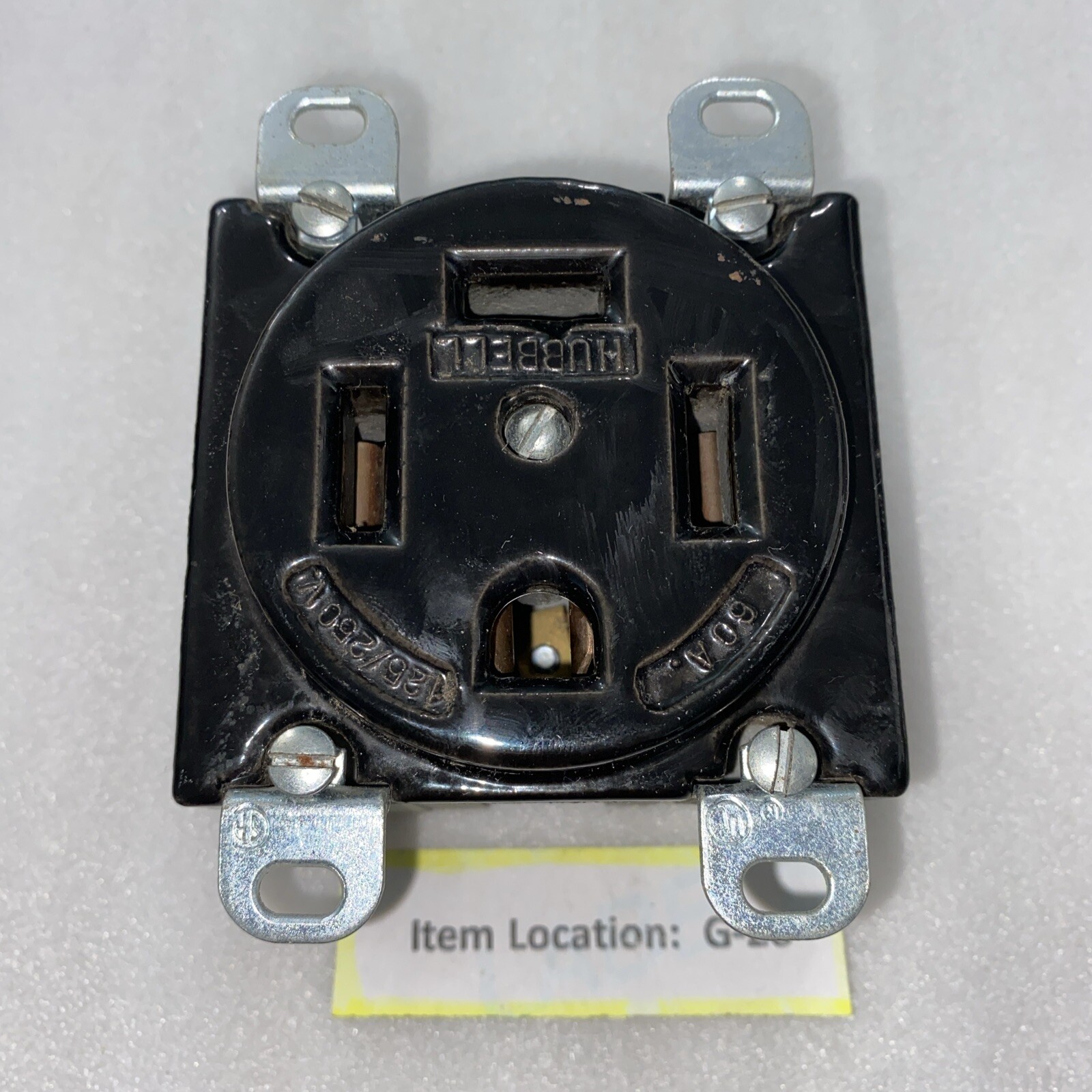 HUBBELL RECEPTACLE 60A 125/250V 3Pole 4 Wire PORCELAIN