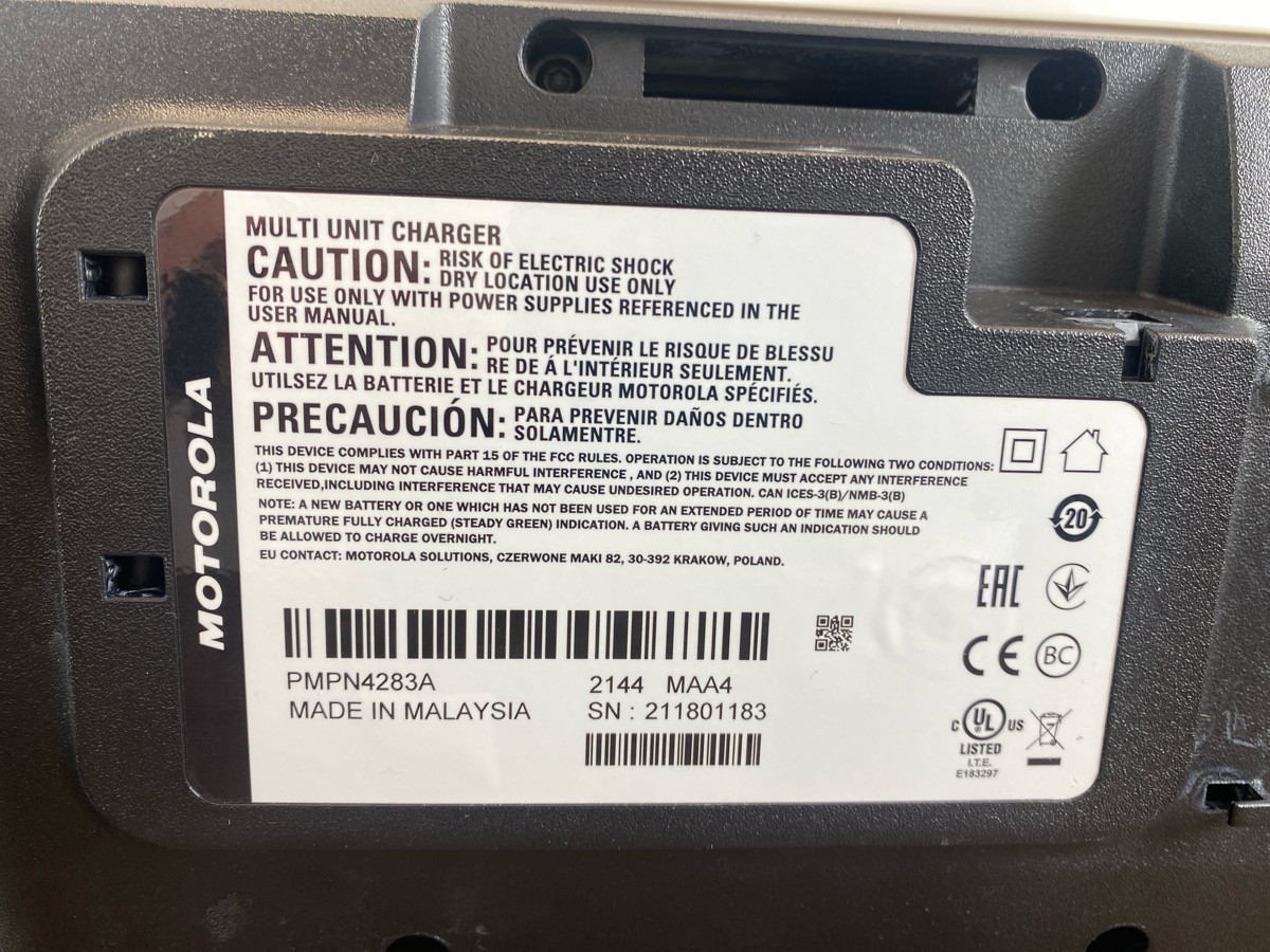 MOTOROLA IMPRES 2 RADIO 6 BANK CHARGING STATION PMPN4283A (WCP038499)