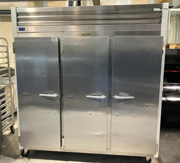 Traulsen G30011 77″ G Series 3-Solid Doors, Stainless Reach-In Refrigerator