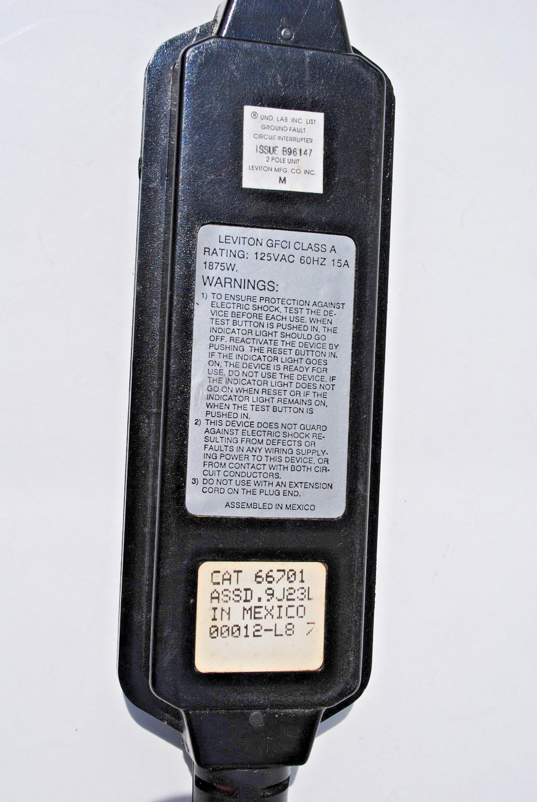 GFCI Adapter Cord 15A-125V Straight Blade Female Conn. & 20A-125V Locking Plug