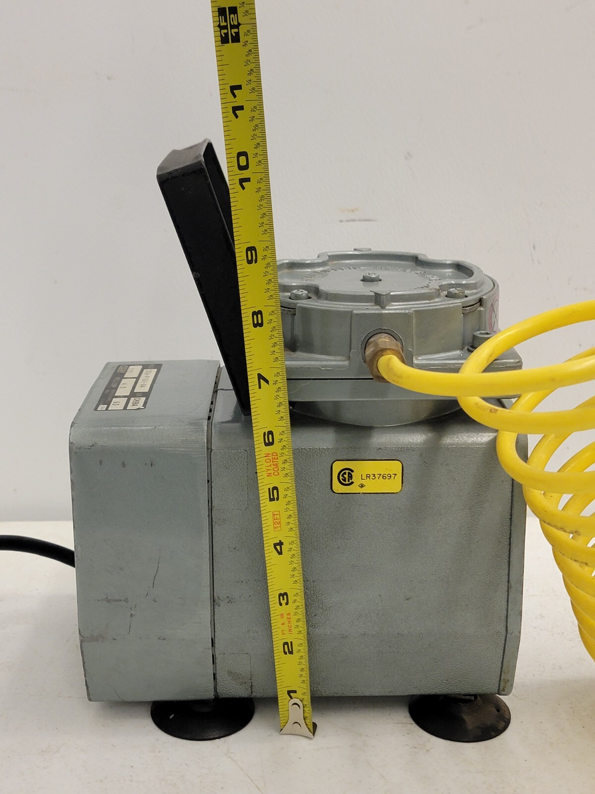 Gast MFG. Corp DOA-P161-AA Diaphragm Compressor or Vacuum Pump W/ Hose
