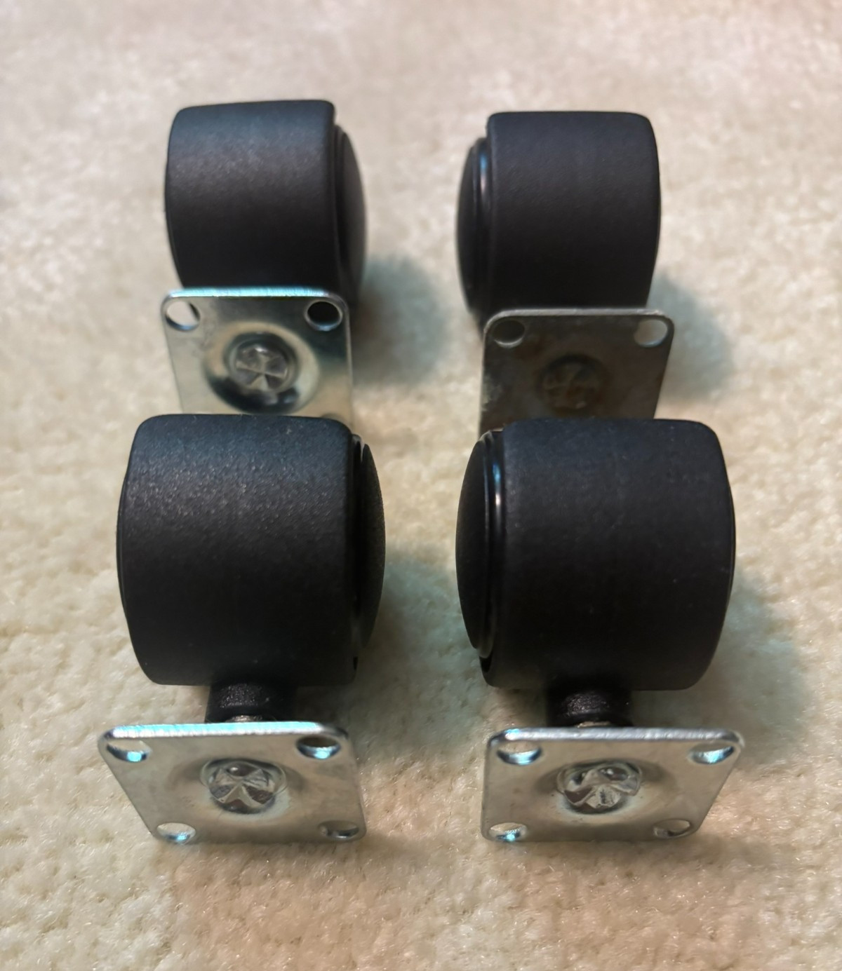 Set of 4 Swivel 1 1/8″ Caster Wheels! Frigidaire dehumidifier small appliance