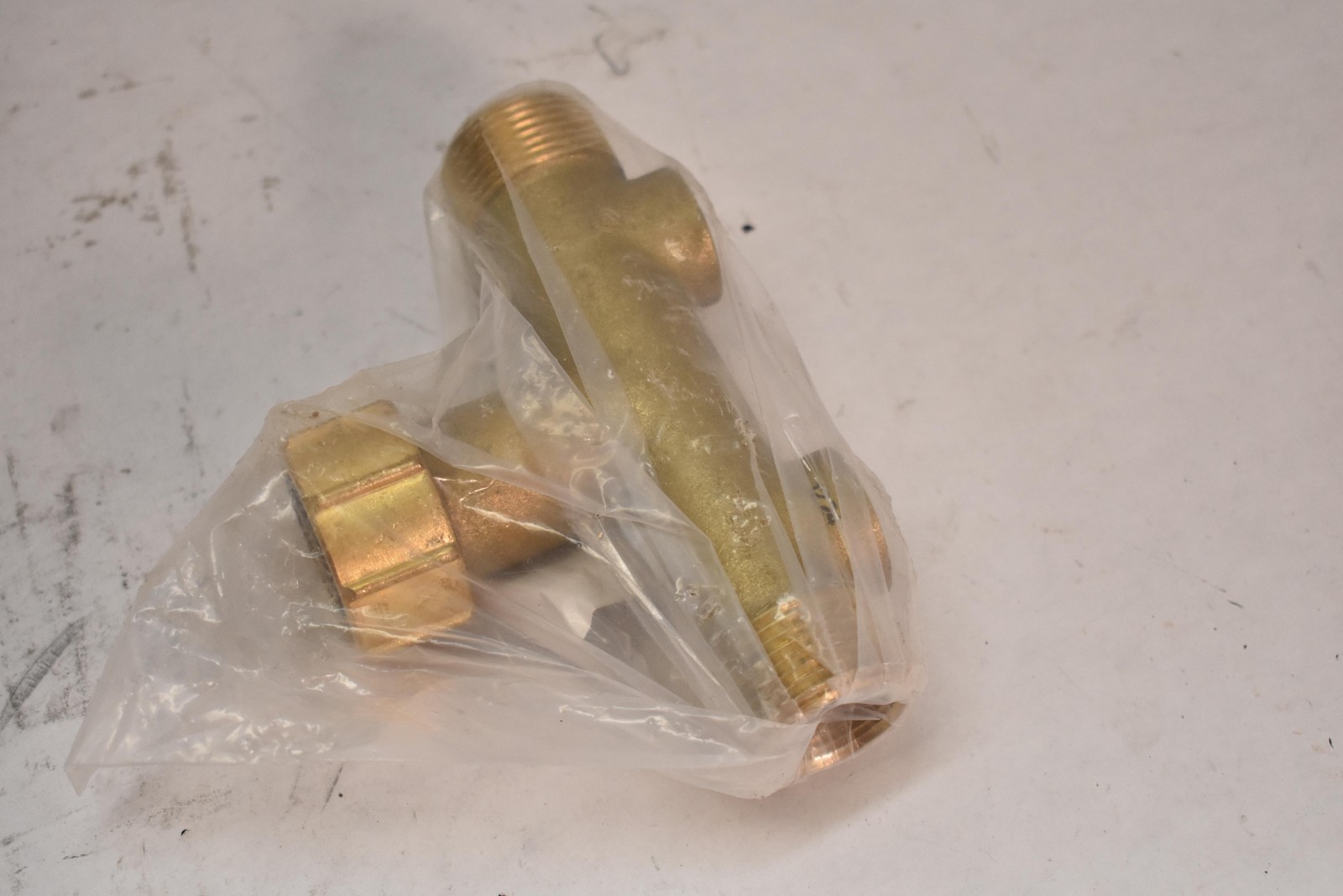 Simmons 7250LF Brass Hose Manifold Tee Pipe Fitting Made In Indonesia Lead Free