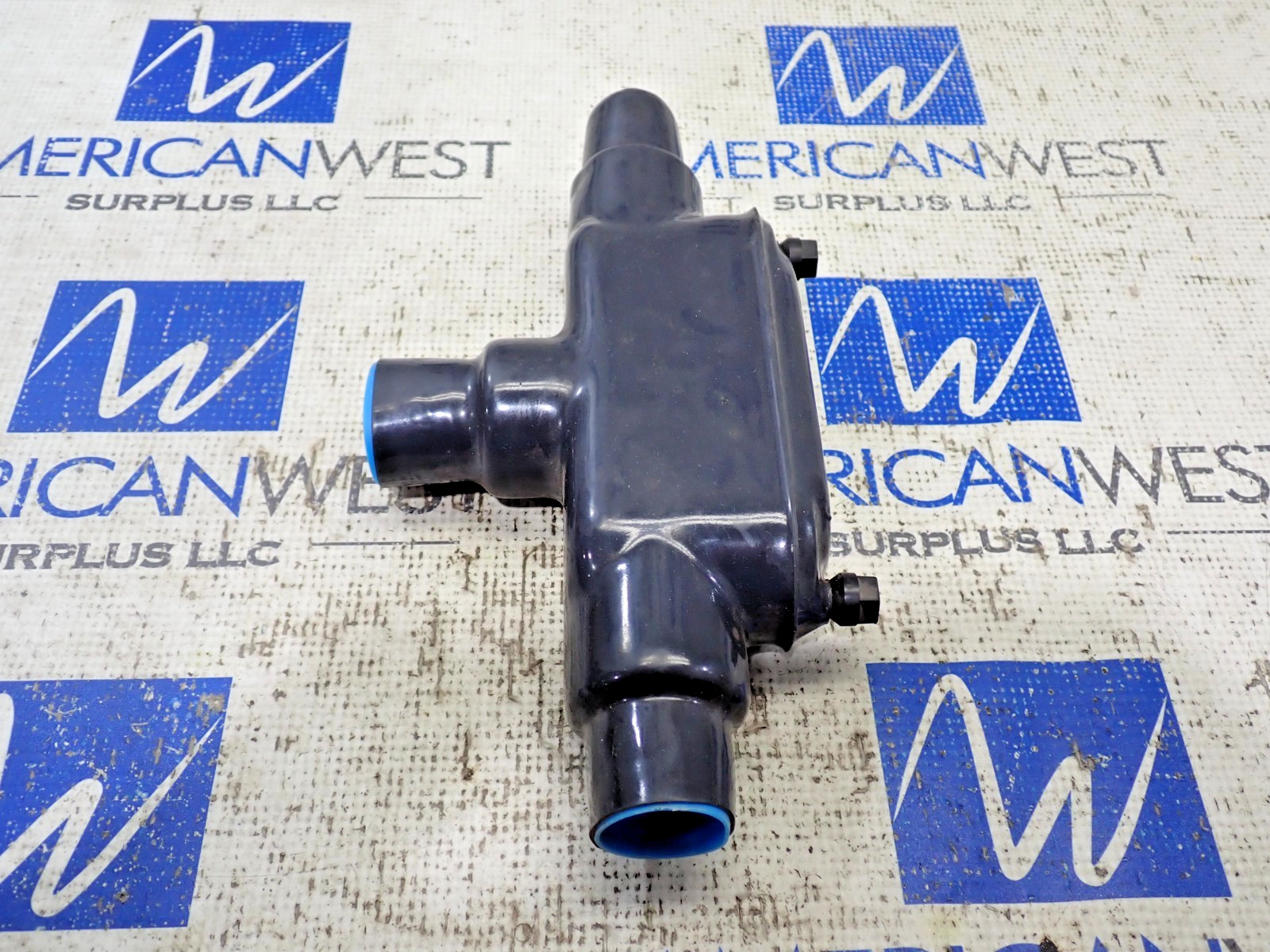 Appleton T Conduit Body form 8 380F Plasti Bond 3 NO 4 Max 15.0 CU IN
