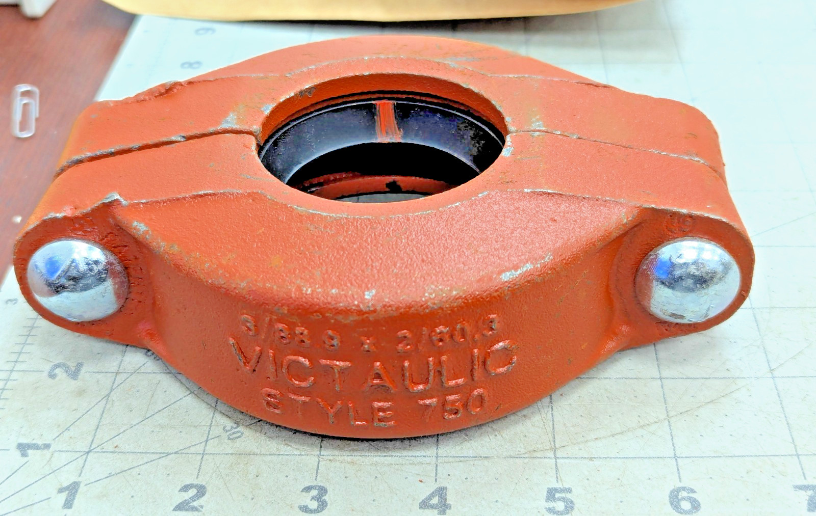 3” x 2” Victaulic FireLock™ Style 750 Painted Grooved Reducing Coupling [Z4FL]