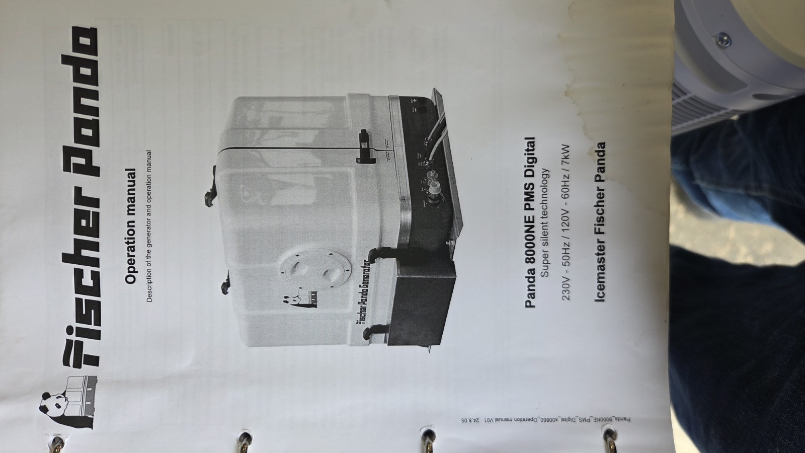 Fischer Panda Panda 8 mini DIGITAL Diesel Generator 7.0kW 120/240V 60Hz