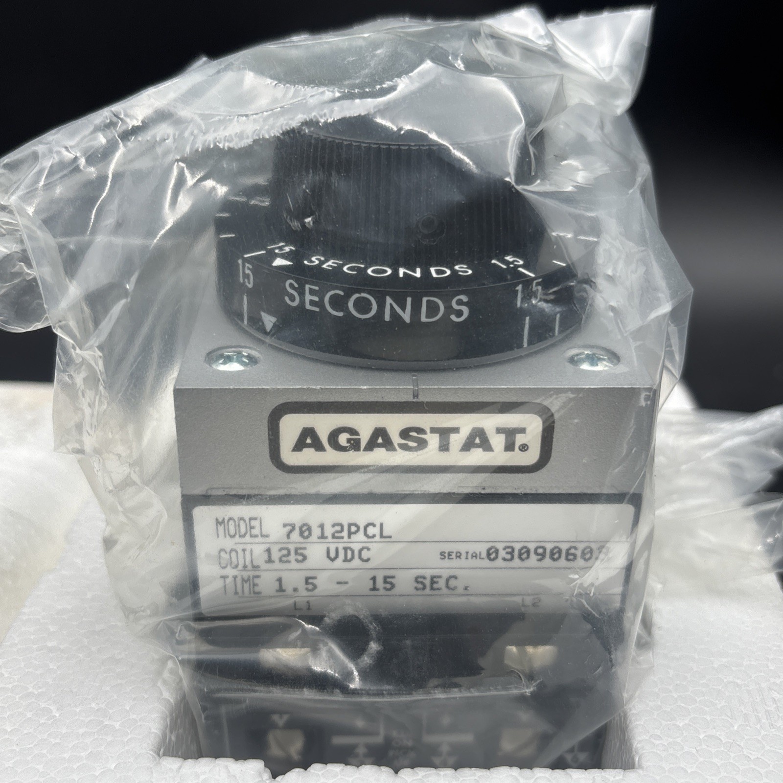NEW AGASTAT 7012PCL TIMING RELAY / COIL 125VDC / 1.5-15 SECONDS