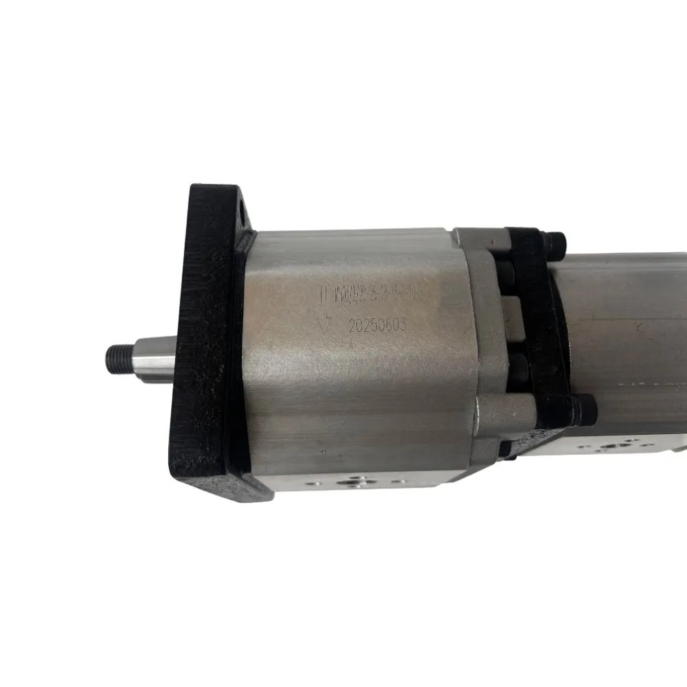 Hydraulic Triple Pump KGP3/2/2E15D26/18/18Z9F14/F9/F9-Fg for Agriculture