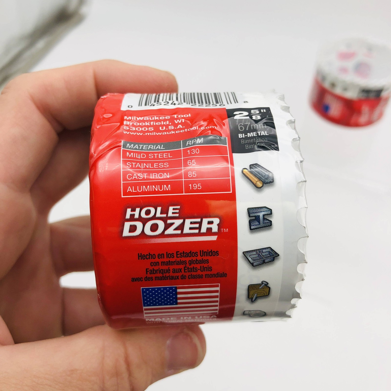 Milwaukee 49-56-9633 Hole Saw 2-5/8in Ice Harden Hole Dozer Bi-Metal 3.5 TPI 2pk