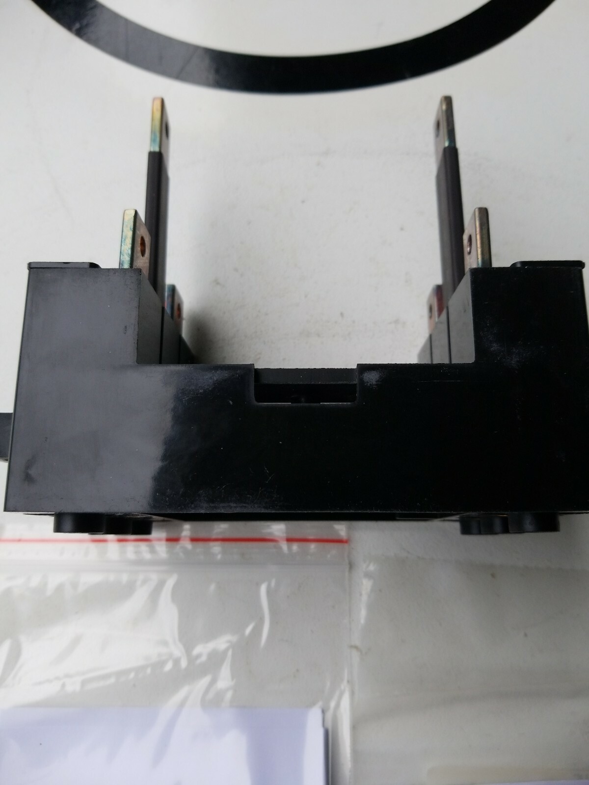 NEW IN BOX SIEMENS PCBERC3 PLUG-IN MOUNTING BASE. FAST SHIP! LOW PRICE GUARANTY