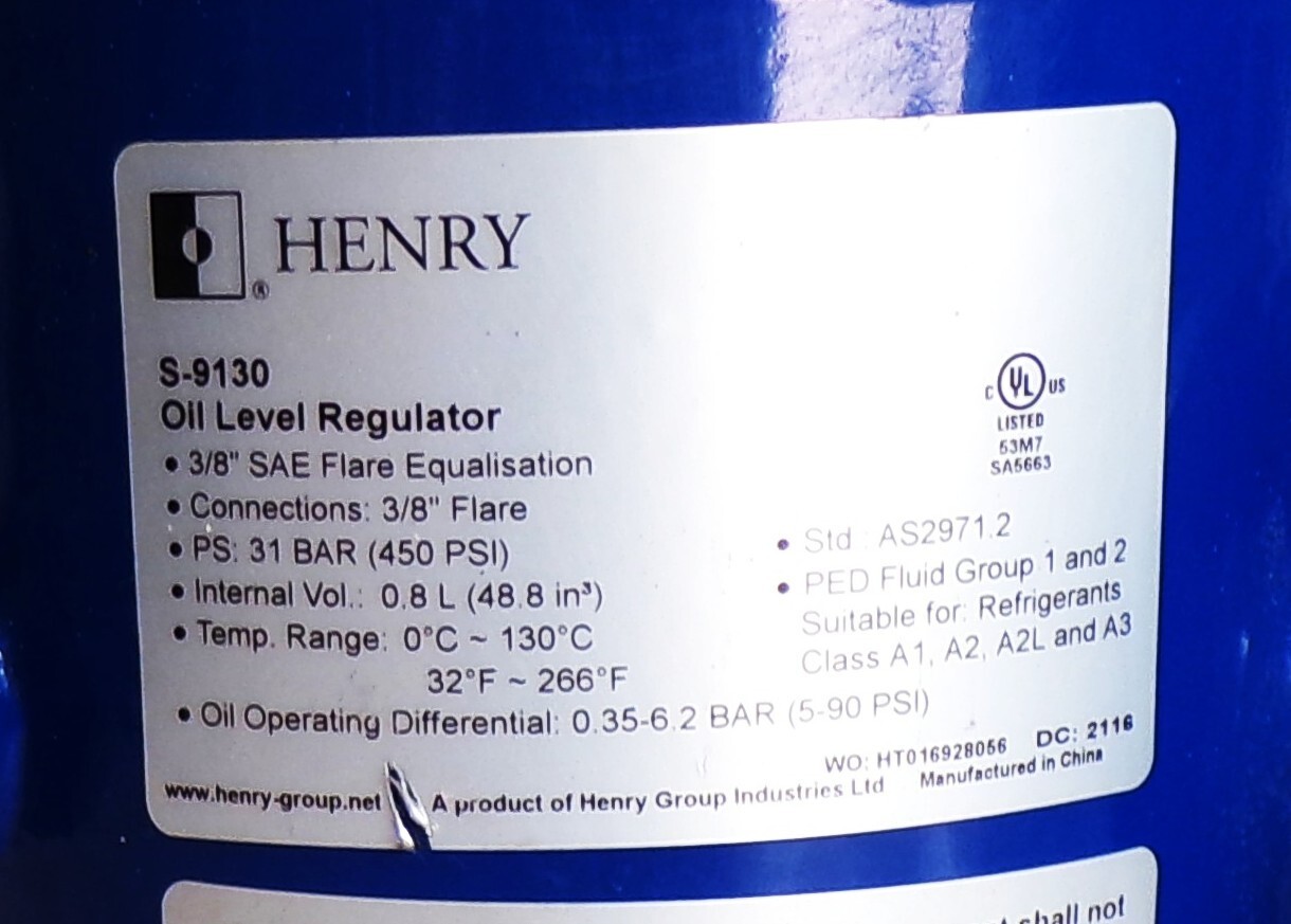 Henry Conventional Adjustable Oil Level Regulator S-9130 Used Cut Out