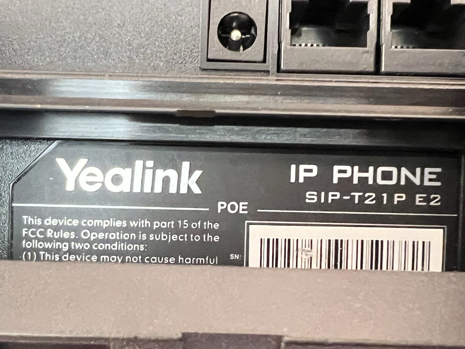 Yealink Ip Phone Lot Of Six (6) Model T21P E2, Phone, Handset & Stand