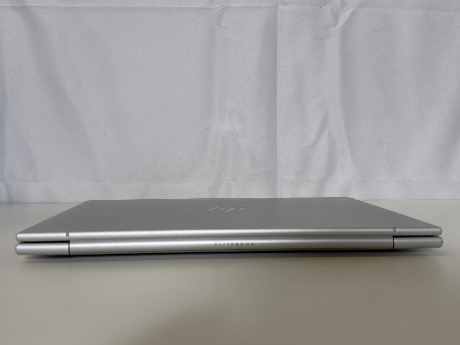 HP EliteBook 1040 G10 14″ Touch i7-1365U 10 Core 16GB 512GB Win11Pro WRTY