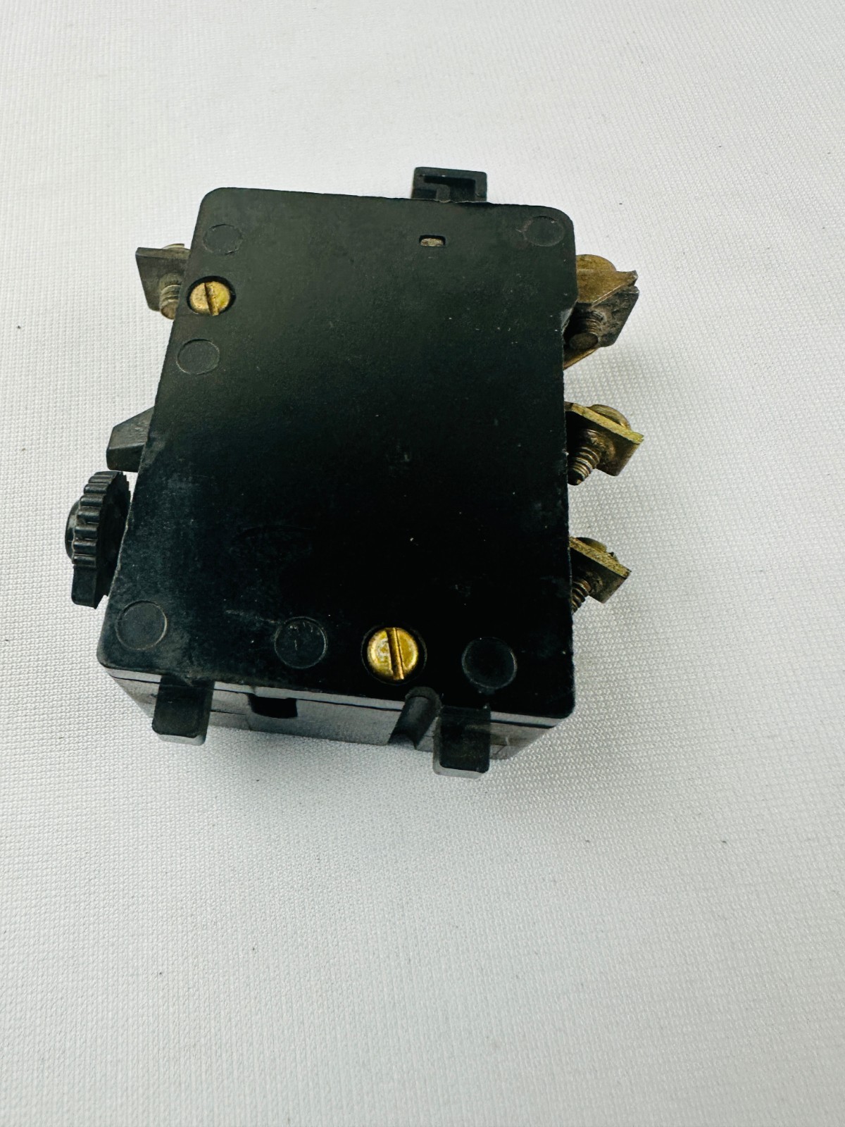 General Electric CR124 CR124C028 Overload Relay 600V AC. MAX