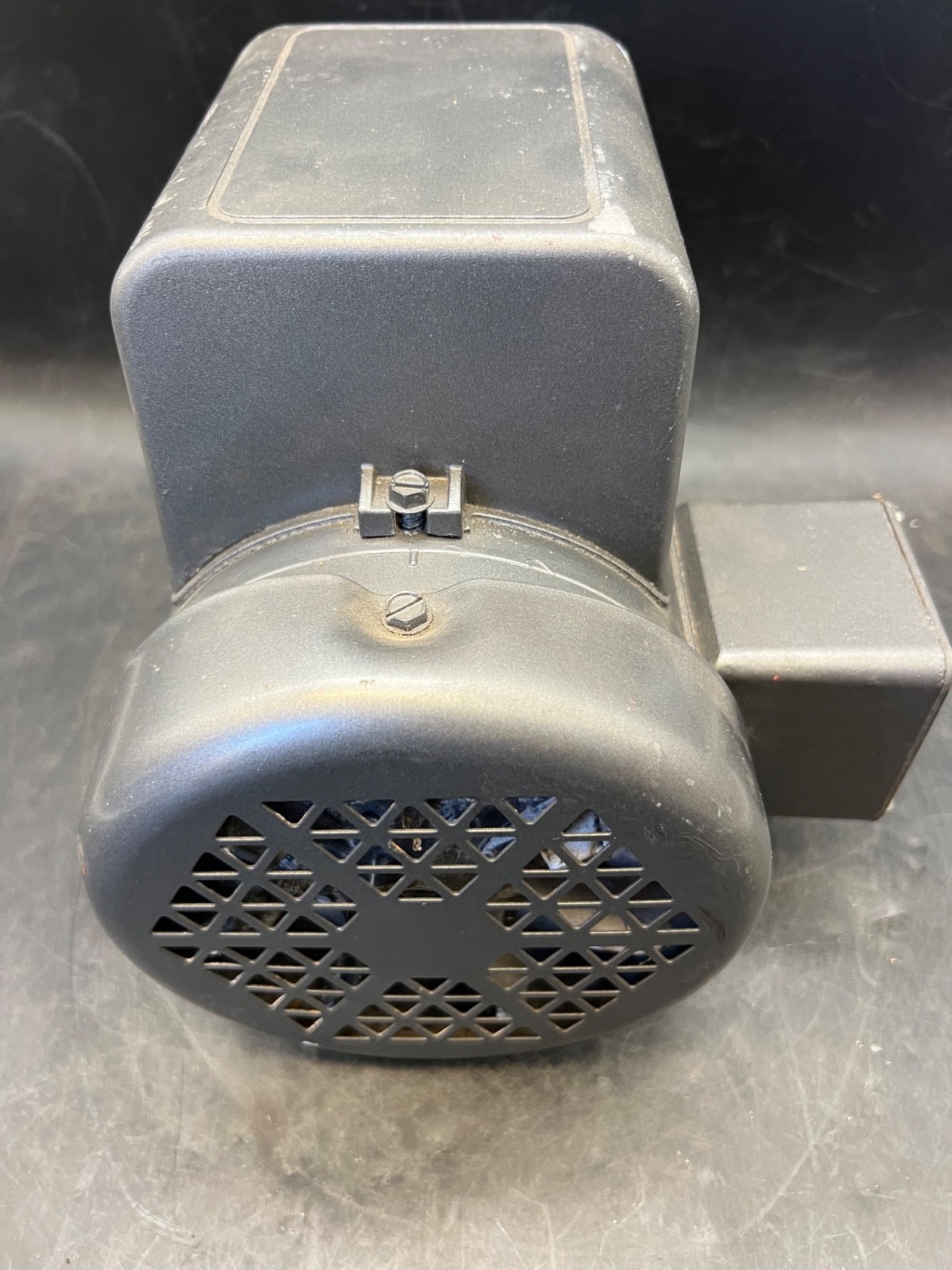 Baldor Reliance Industrial Electric Motor L3507 .75 HP 1725 RPM 34G426Y094