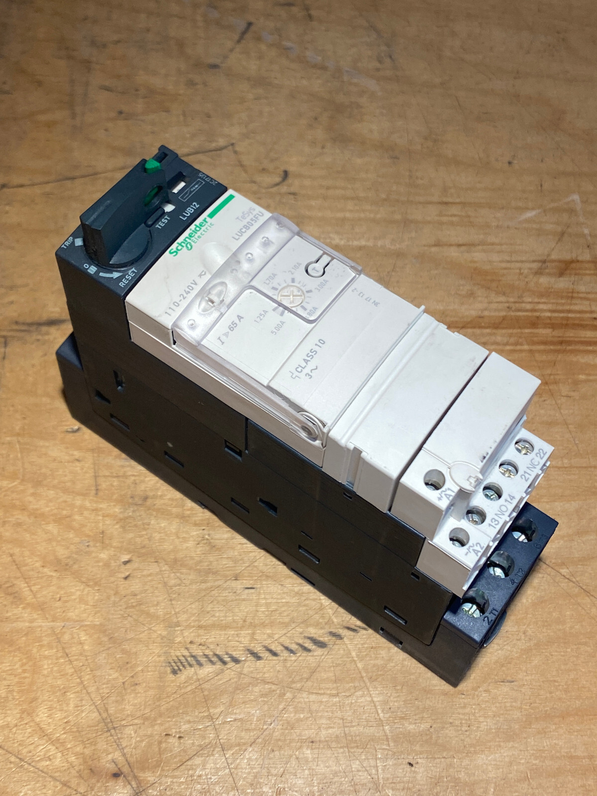 Schneider Electric Motor Starter LUCB05FU 110-240 V
