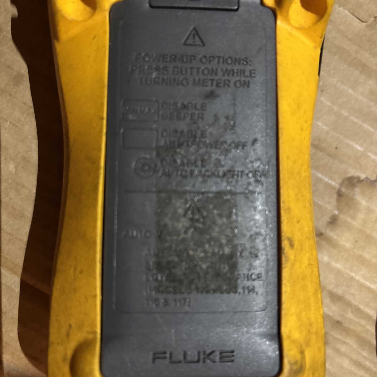Fluke 115 Compact True-RMS Field Technicians Digital Multimeter works