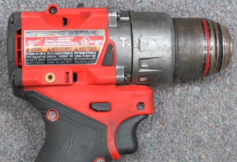 MILWAUKEE 3404-20 M12 1/2″ HAMMER DRILL W/ CP 2.0 AH BATTERY