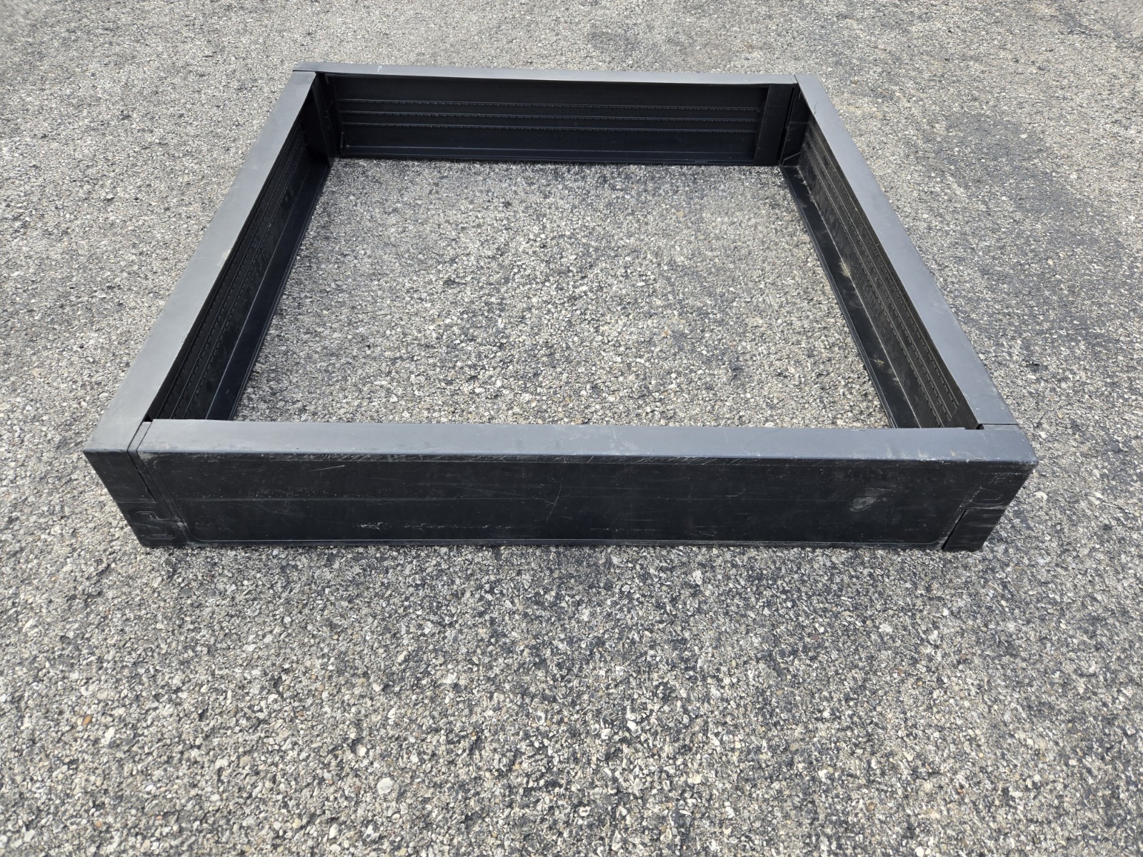 Safe Strap 7 Inch Black Plastic Adjustable Pallet Guard Protector Set of 4