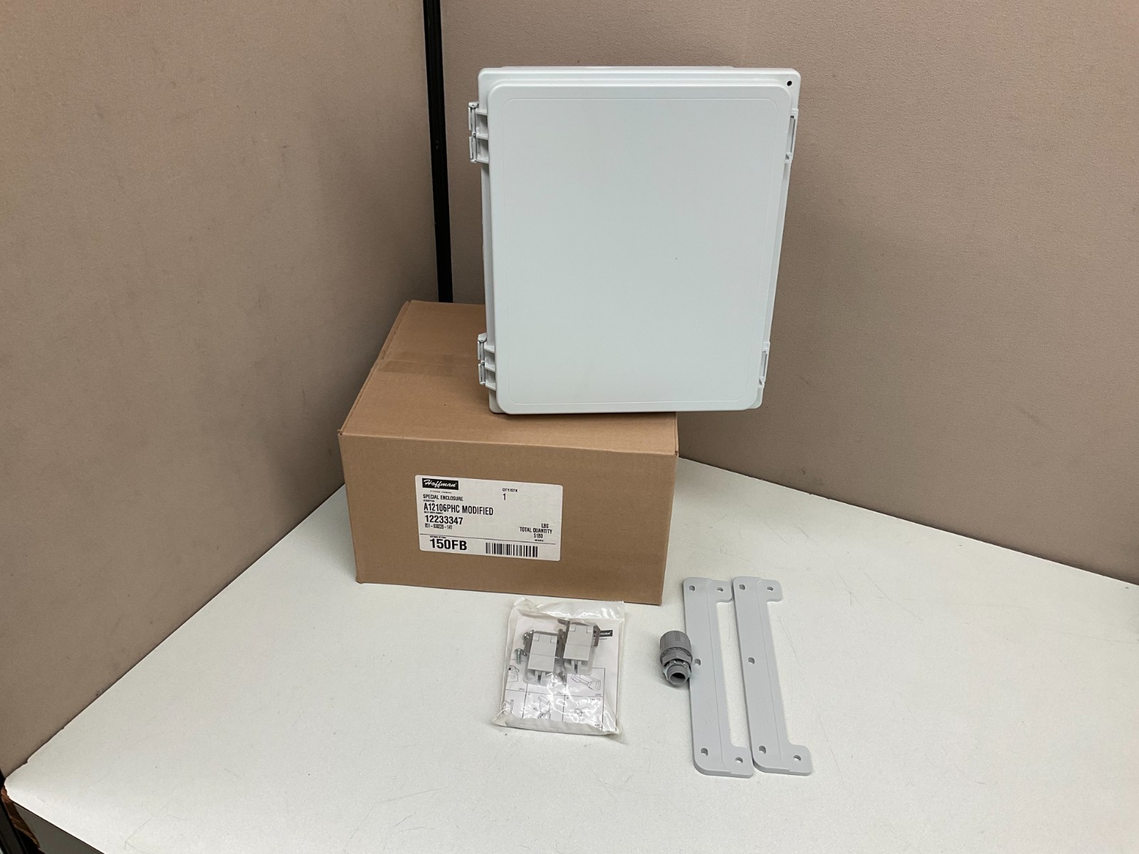 NEW Hoffman A12106PHC PolyPro Electrical Enclosure Box 12x10x6 NEMA 4 4X 12 13