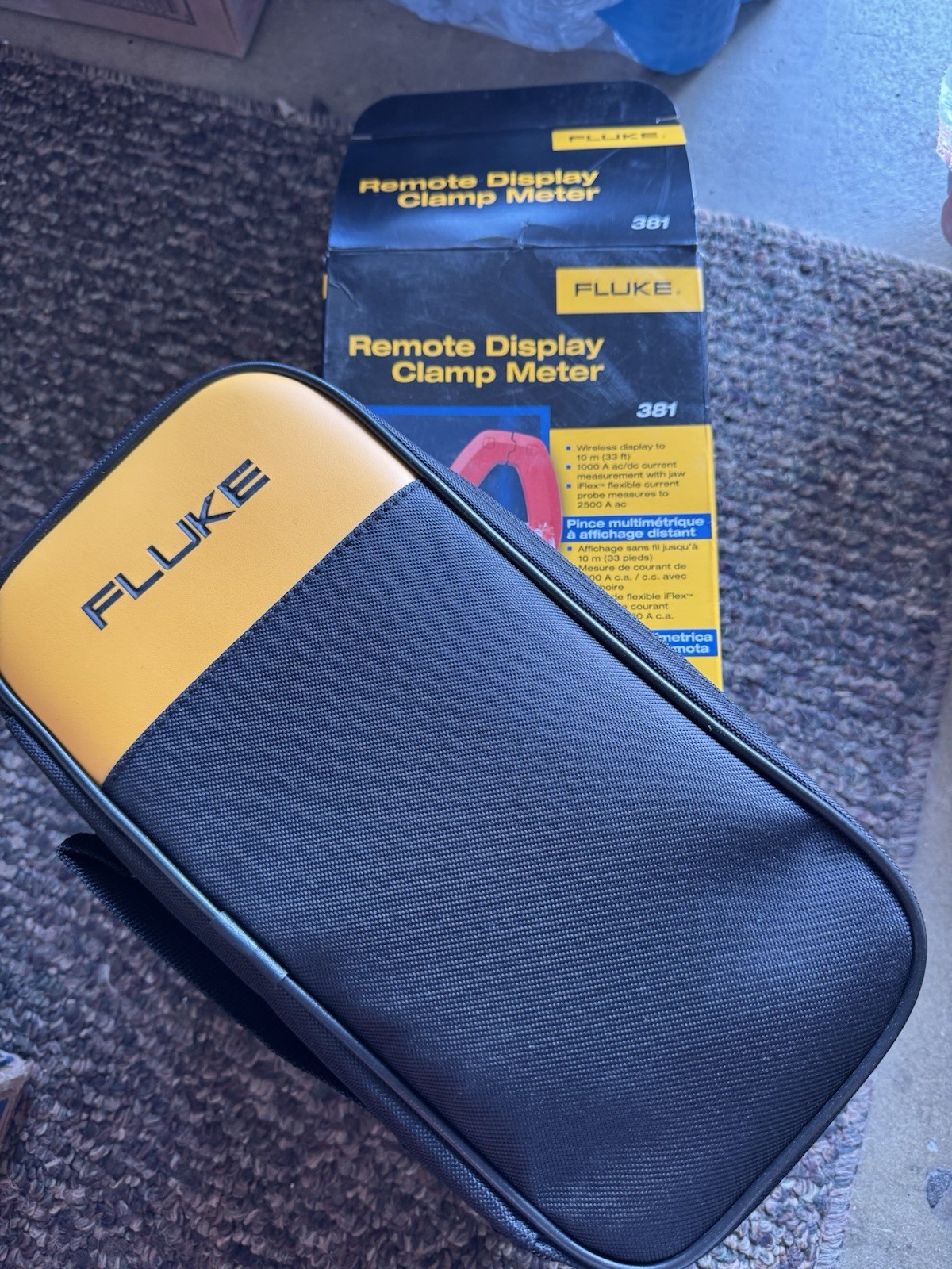Fluke 381 (3610452) Remote Display 1000 A TRMS Clamp w/I Flex