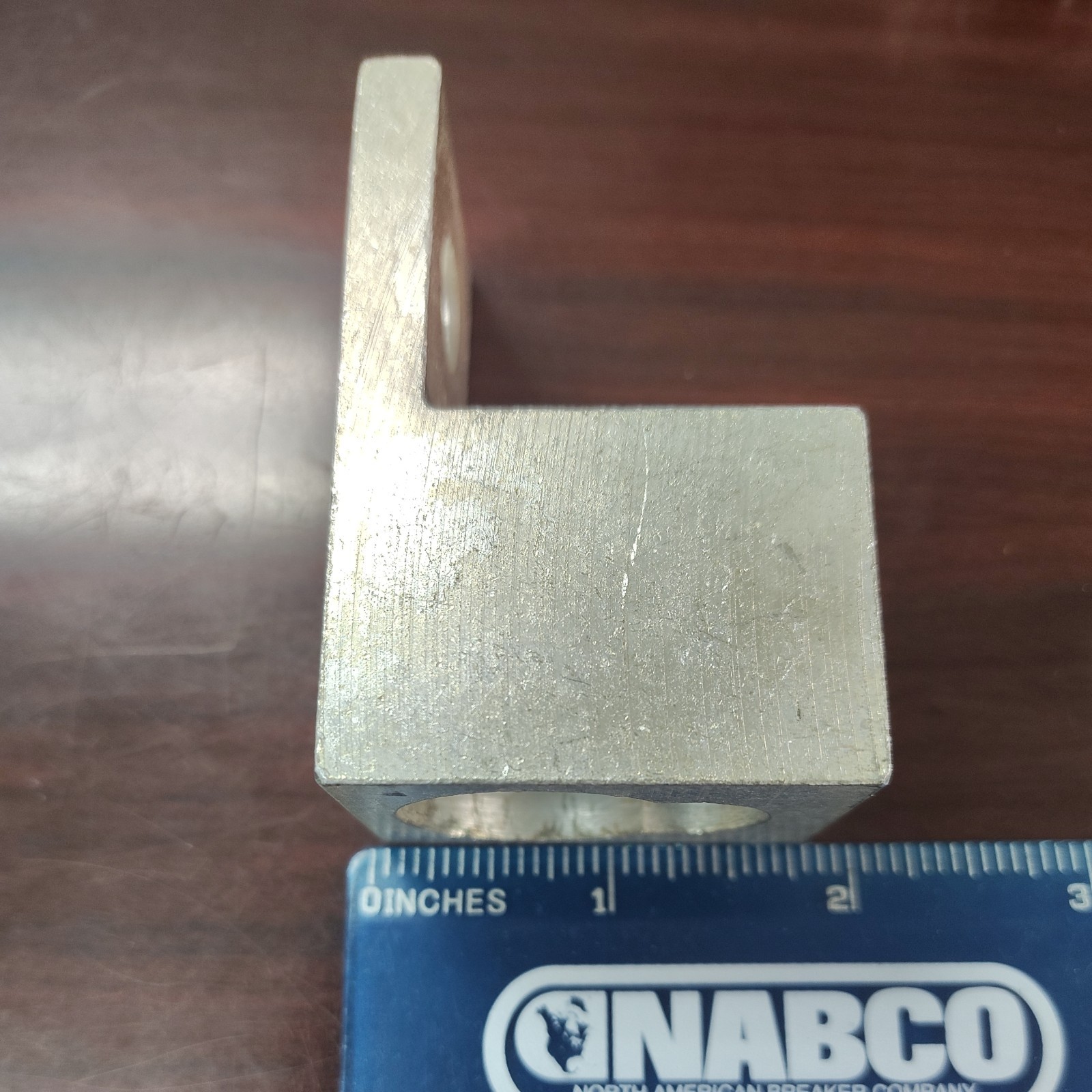 Ilsco D3121 Lugs, Rated for 750kcmil – 1/0 or (2) 300kcmil – 1/0 NEW – LOT OF 3