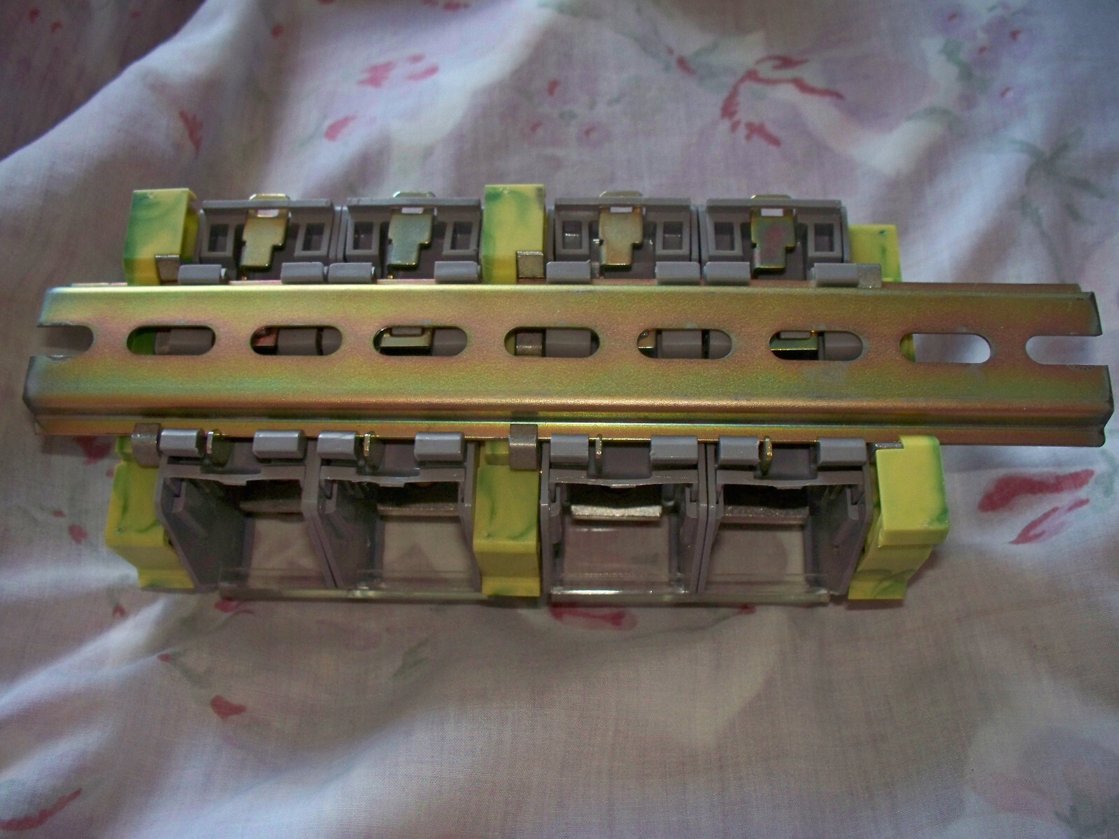 High Voltage Panel rail assembly Connector 8in DIN Rail Terminal Block
