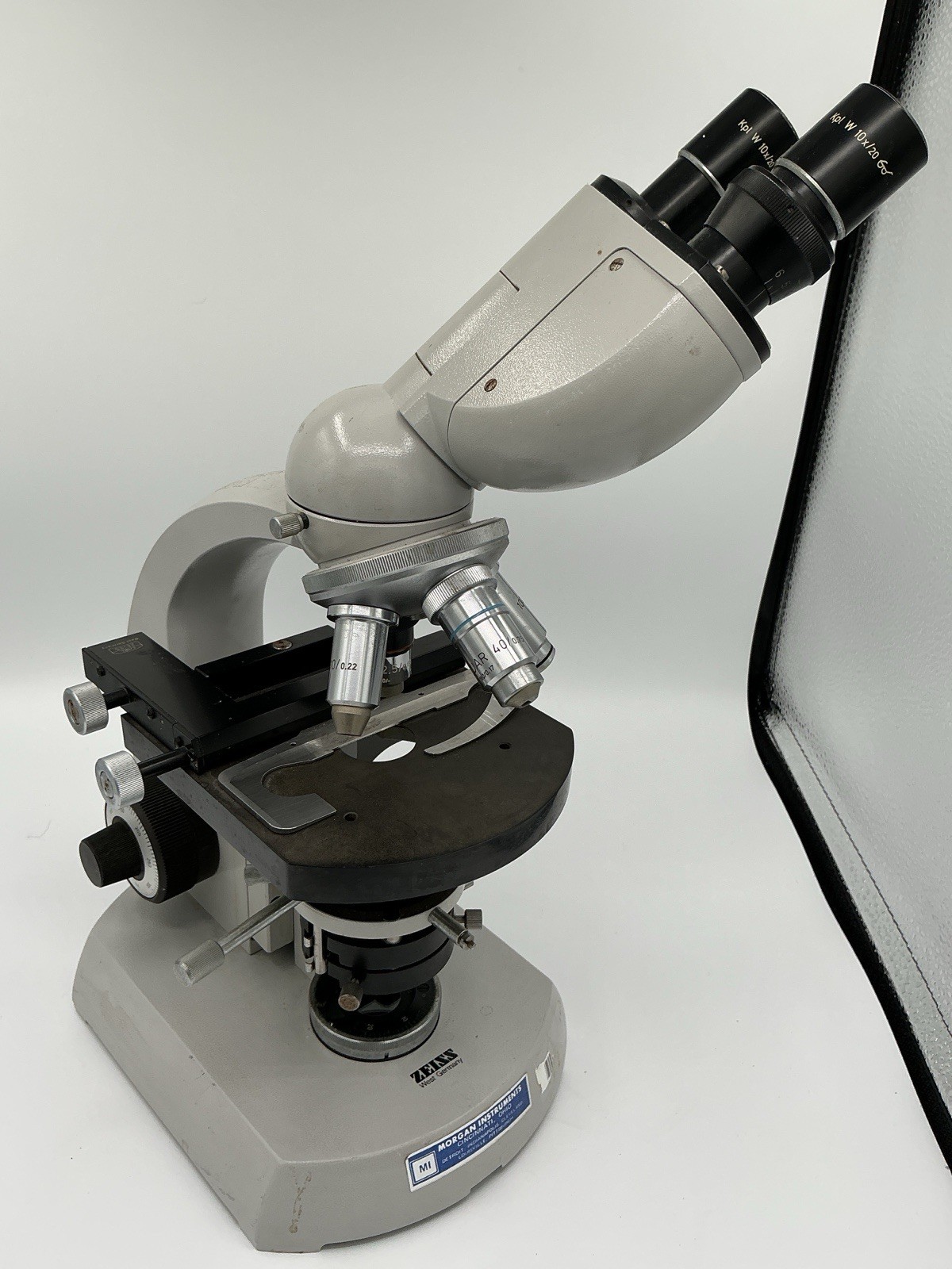 🌟Zeiss Standard 14 Lab Microscope with Objectives 4 Eyepieces-Read