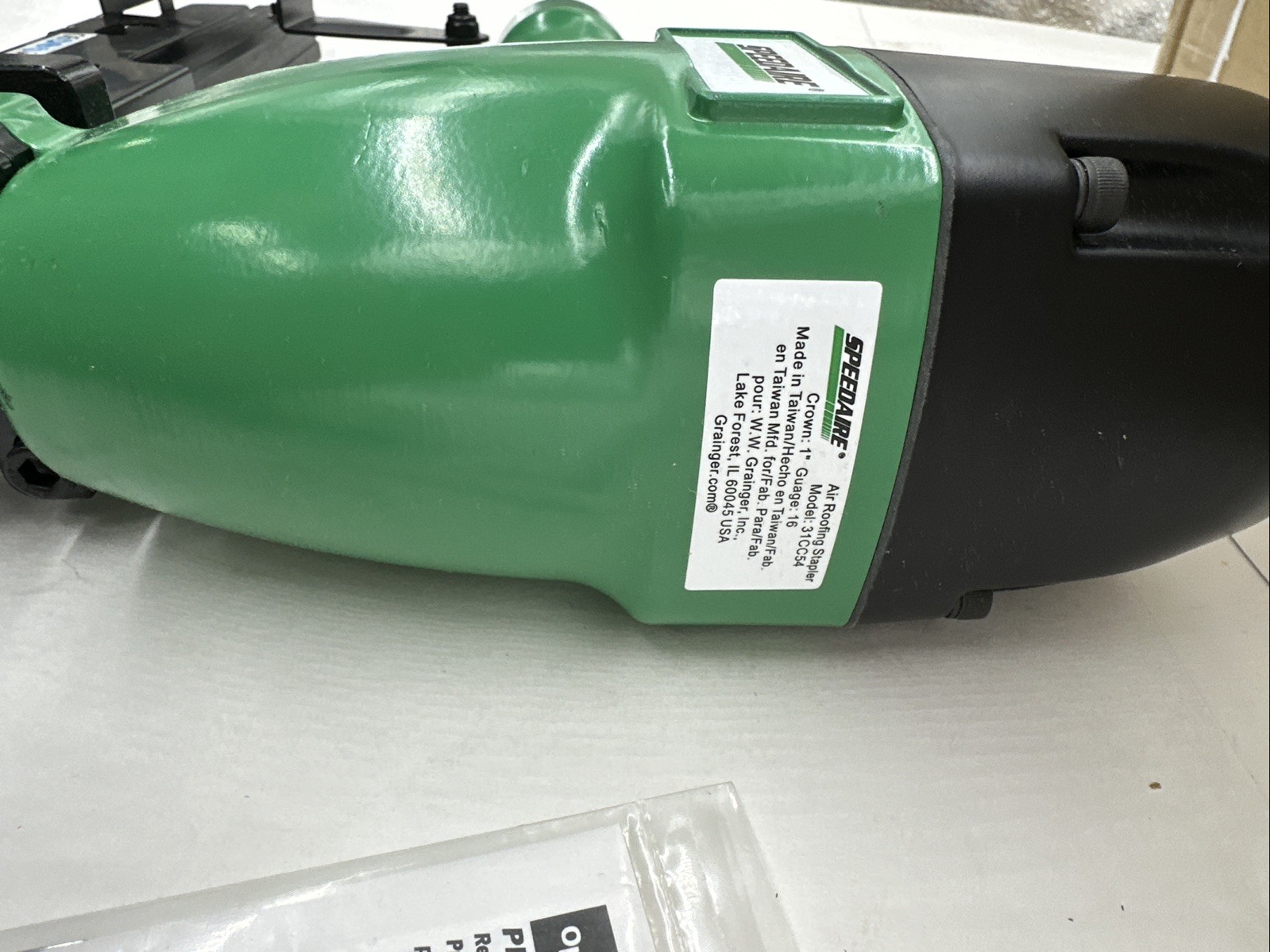 SPEEDAIRE 31CC54 Staple Gun,110 psi,0.037 cfm,Air Powered 31CC54