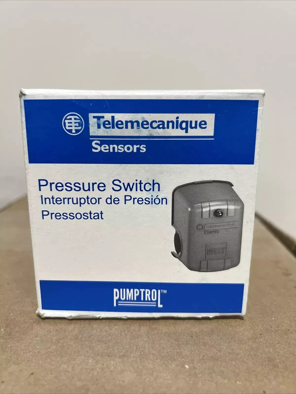 SquareD 135-175 PSI Air Compressor Pressure Switch Control Valve 9013FHG42J59M1X