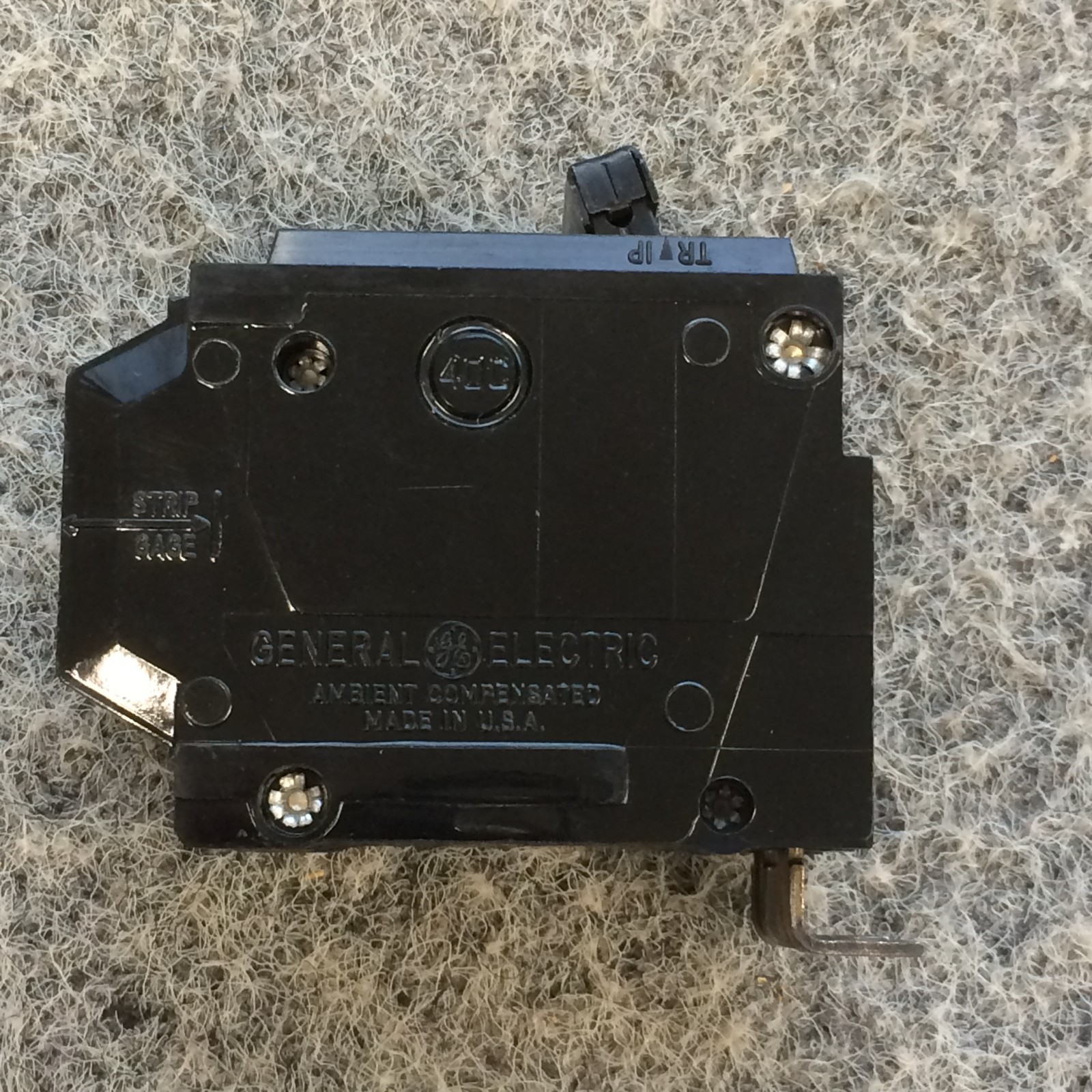 GENERAL ELECTRIC THQB2130 Circuit Breaker 2P 30A 120/240V Bolt on OLD STYLE