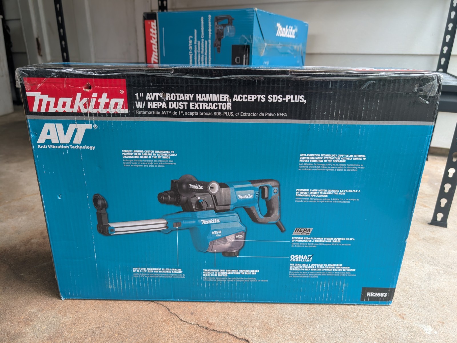 Makita 1″ AVT® Rotary Hammer, Accepts SDS-Plus w/ HEPA Dust Extractor