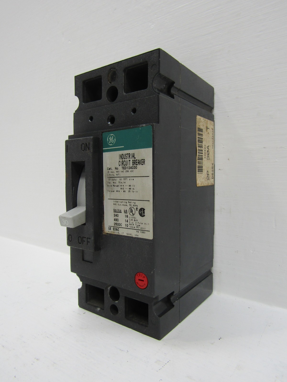 GE General Electric TED124030 30 Amp 480V 2-Pole Circuit Breaker 30A 2P 250VDC