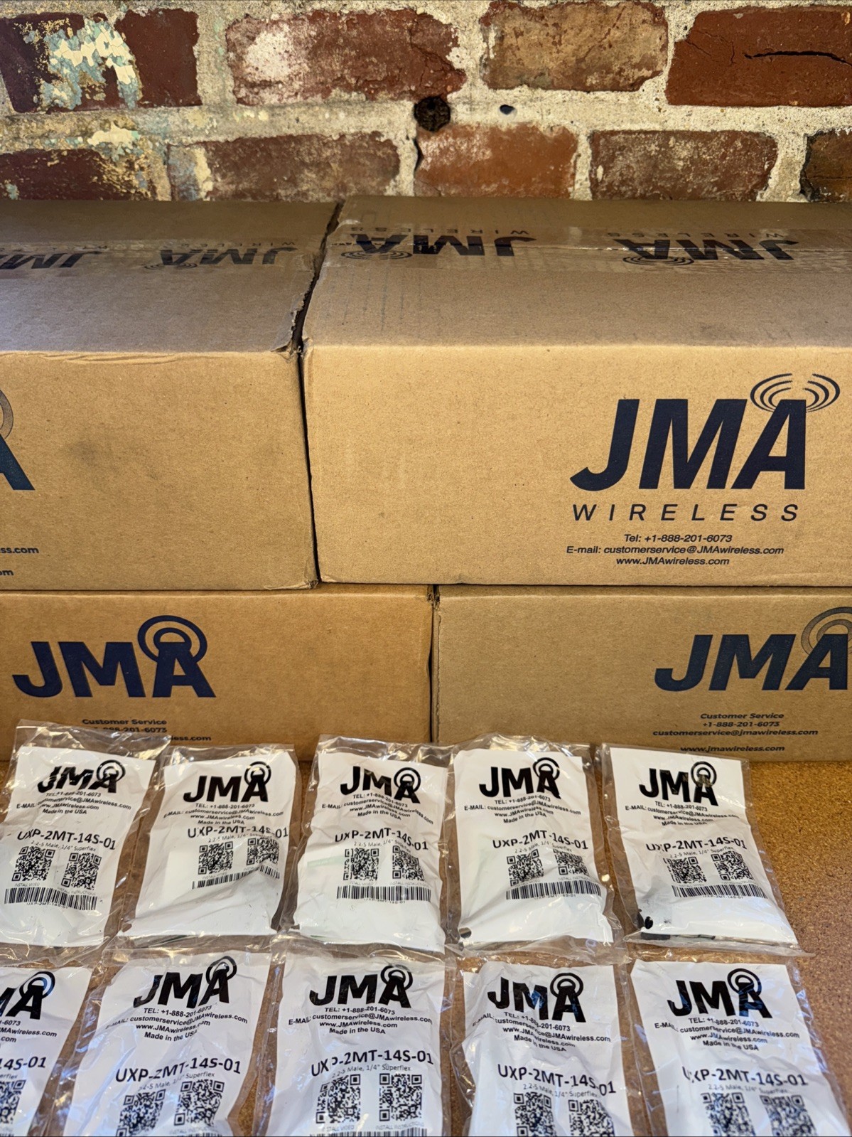 (10 pcs) JMA UXP-2MT-14S-01 2.2-5 Male Connectors 1/4″ SuperFlex Brand New