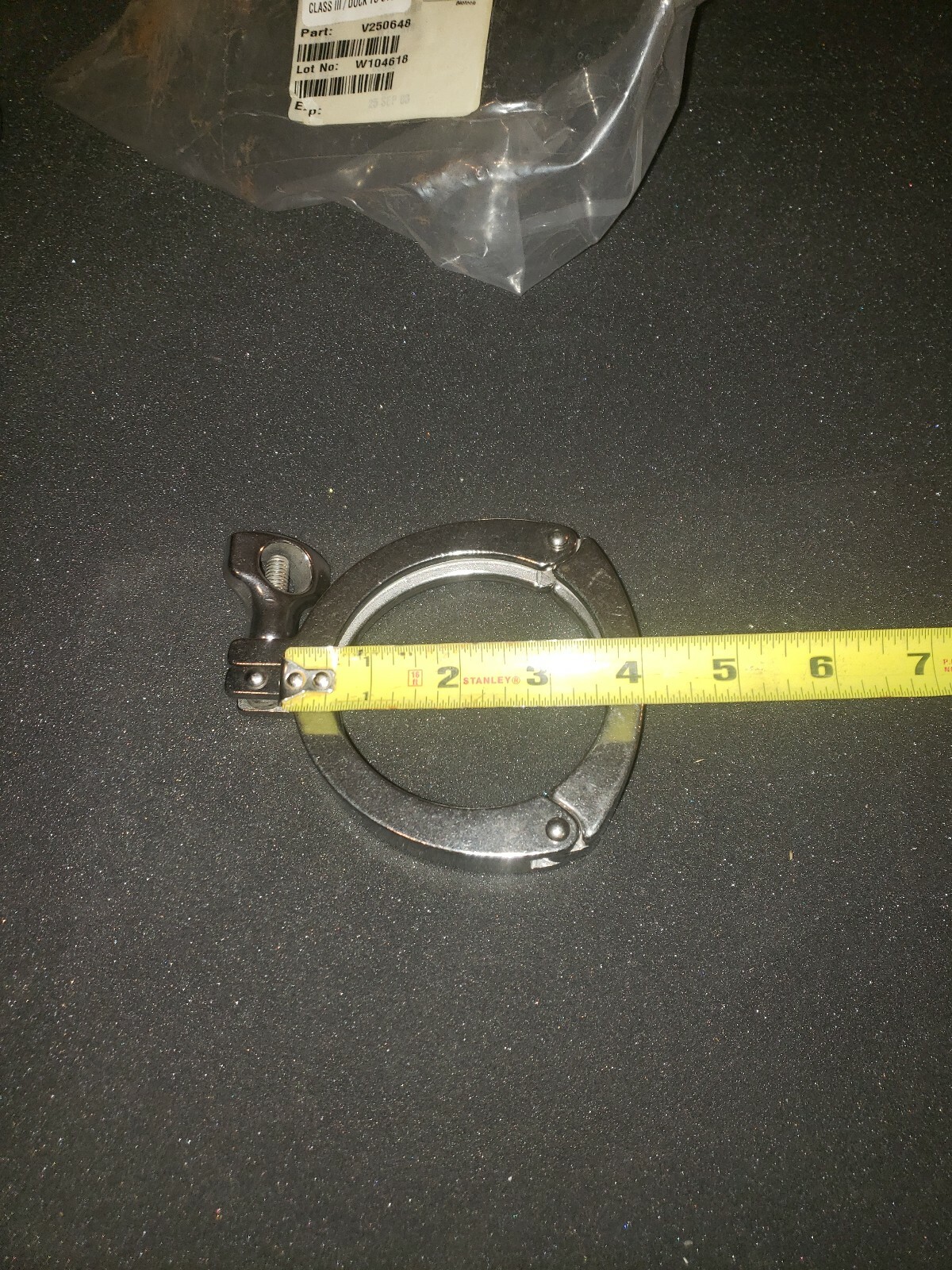 TRI-CLOVER T304 SS Segment Clamp, 3-Piece, For T: 4″ – 13MHHS4.0 Heavy Duty