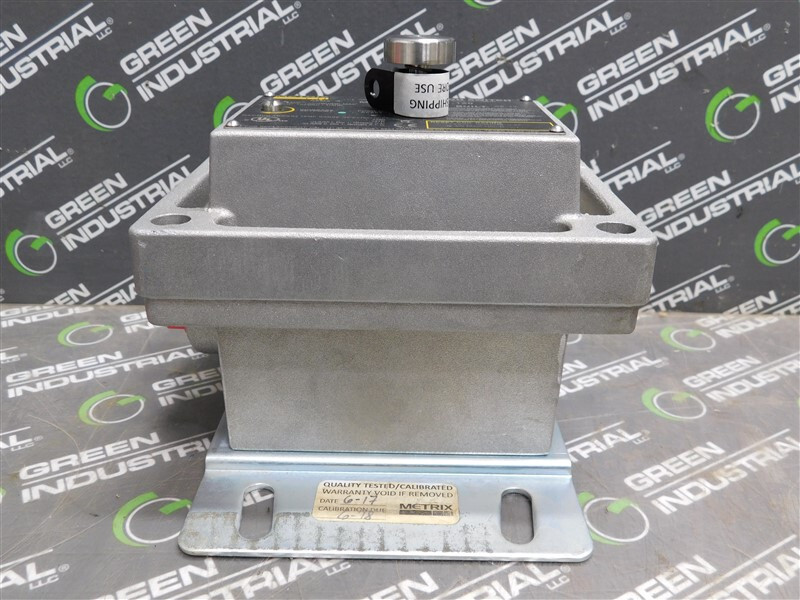 USED Metrix 5550-111-120 Vibration Switch 480VAC Max. 15A/250VDC Max. 1/4A 1/8HP