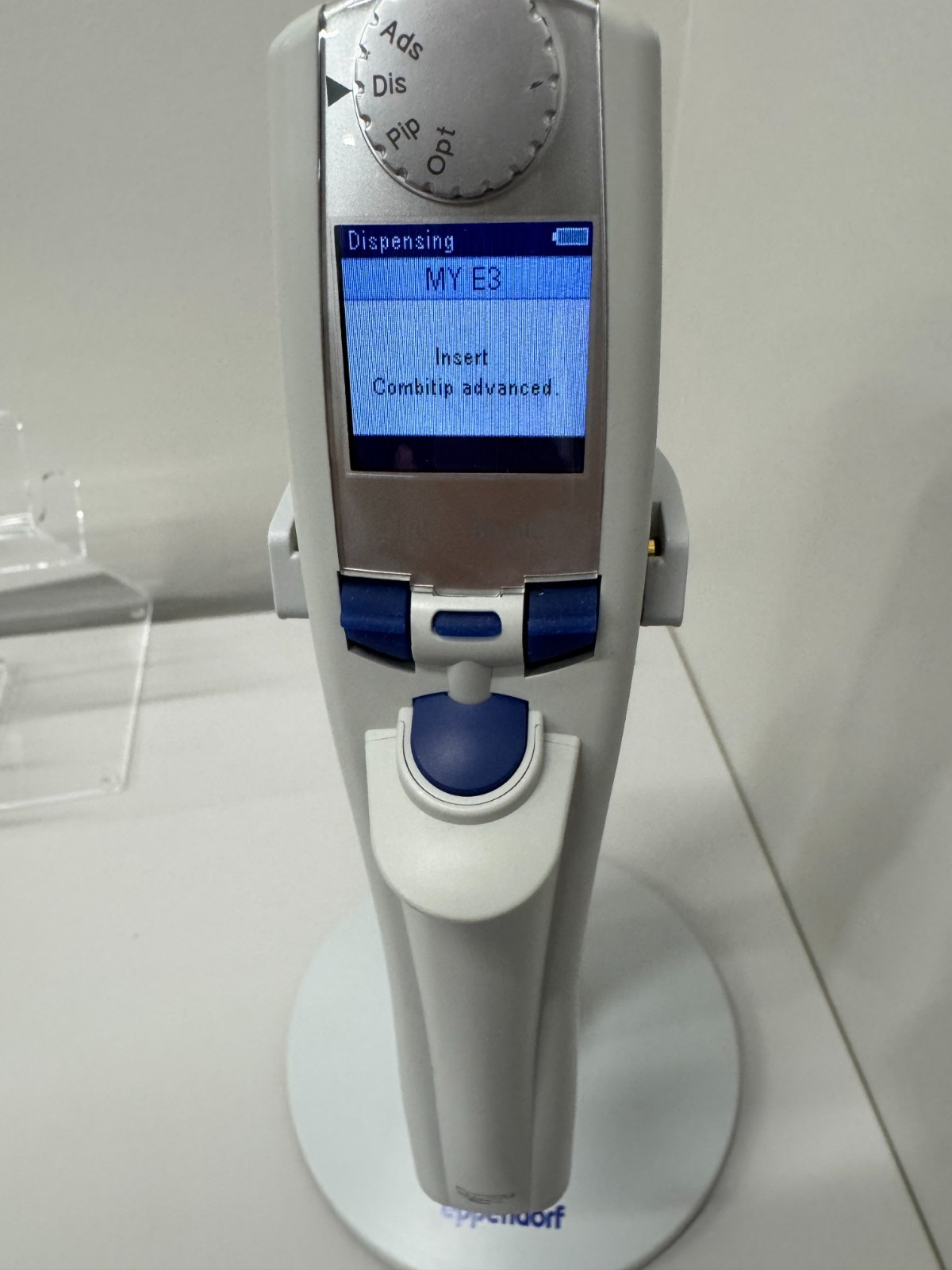 Eppendorf Repeater E3 ~ 1uL – 50mL electronic pipette with charger
