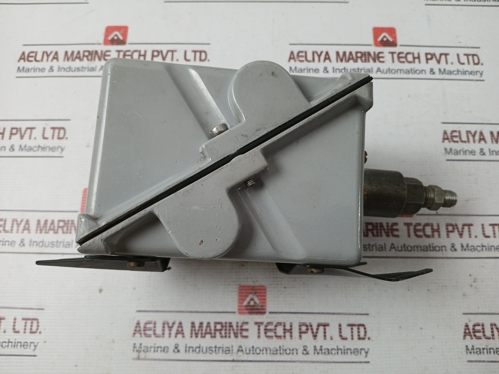 Switzer GM 281 02 A6K 2 Z Pressure Switch 5A 250VAC 0.4 To 4.0 KG/CM2