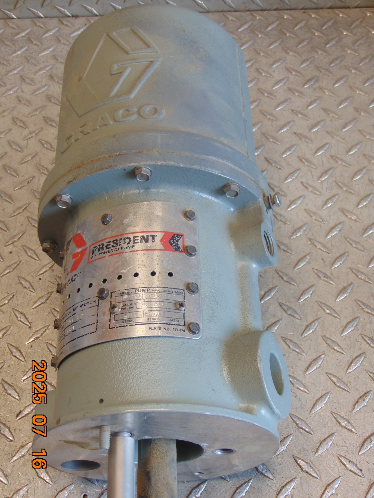 GRACO 207-352 PRESIDENT AIR POWERED PUMP