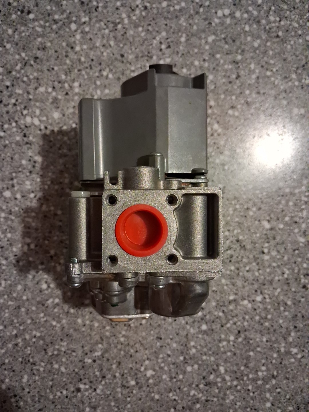 Burnham Resideo Natural Gas Valve IN3-IN6 VR8204C3007