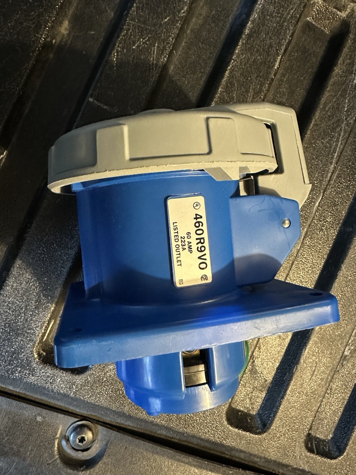 Hubbell 60A Pin & Sleeve Receptacle 460R9V0 (often listed as HBL460R9W)