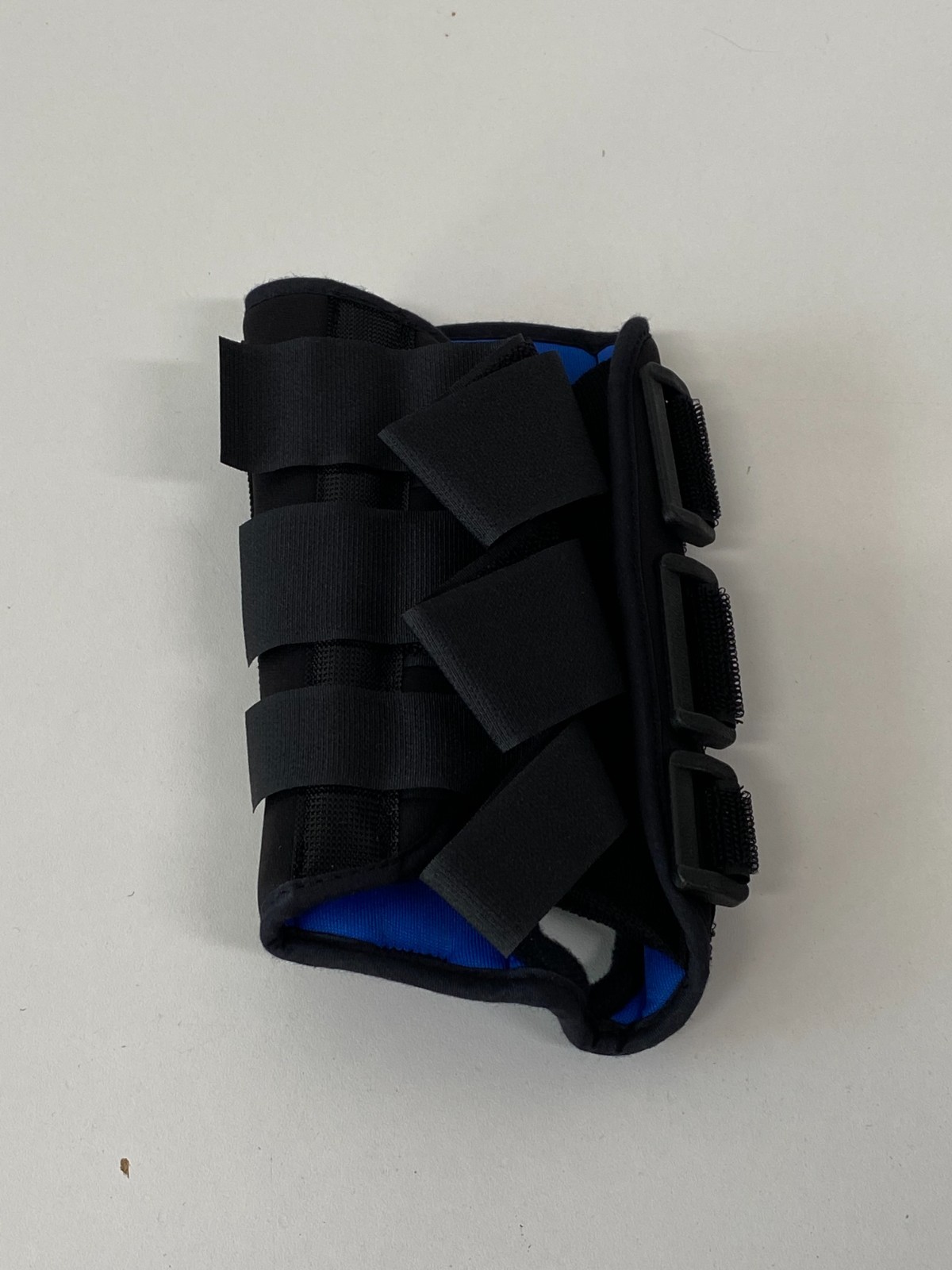 DJO Comfort Form Wrist RT (L) 79-87287 (*AA29/CC34*)