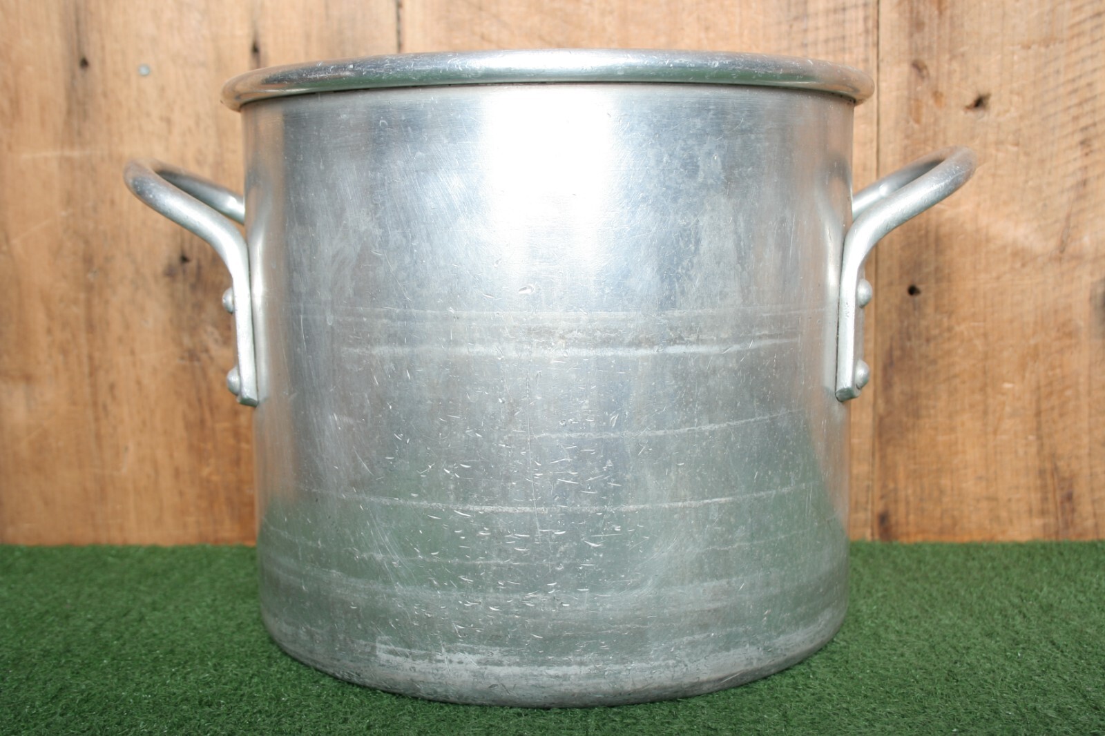 Vintage 12 qt. Aluminum Double Handled Commercial Stock Pot