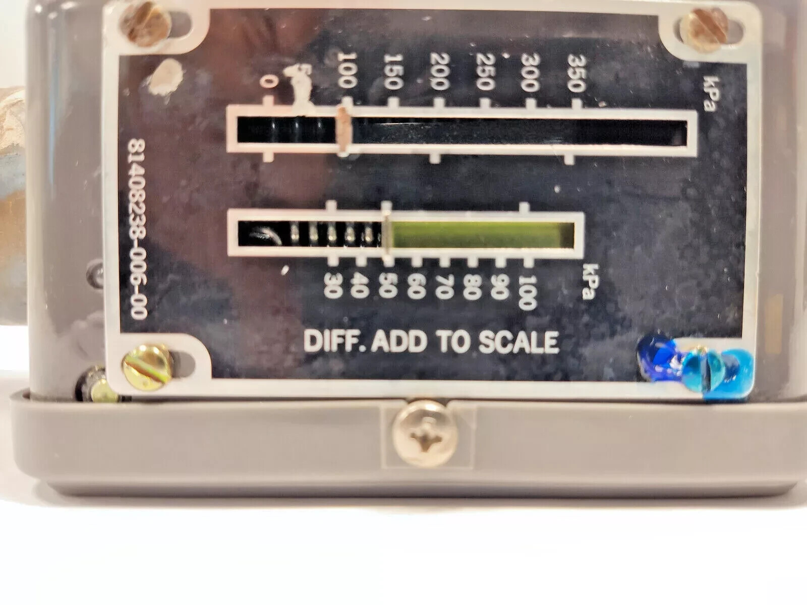 Azbil L404F204 Pressuretrol Pressure Switch