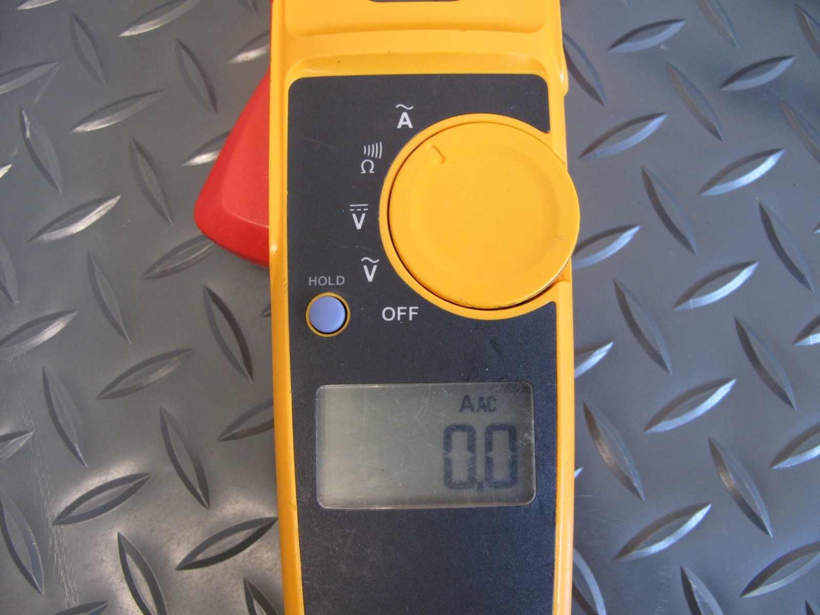 Fluke 323 true rms digital clamp meter 600v ac / dc voltage working