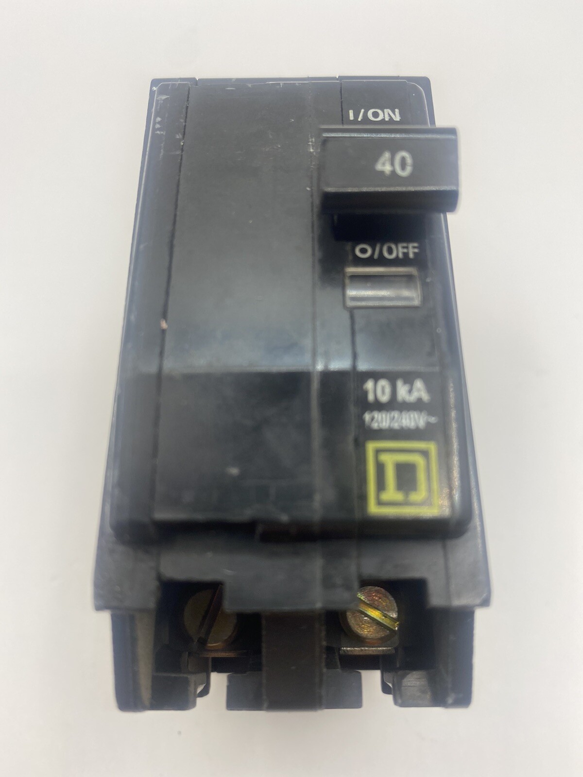 CHIPPED Square D QO240 2 Pole 40 Amp 120/240V AC Type QO Plug In Circuit Breaker